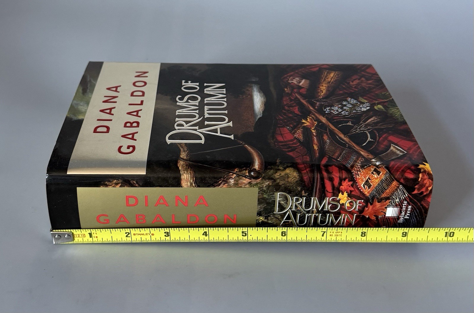 Drums of Autumn by Diana Gabaldon — 1st Edition/Print — HCDC — 1997 Delacorte