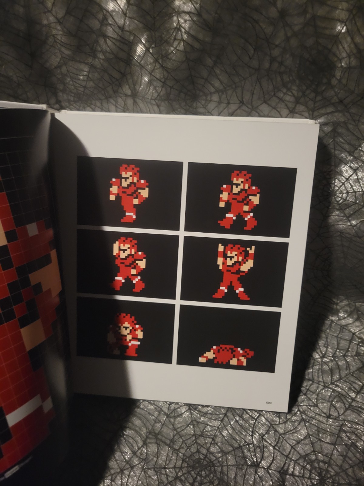 FF DOT. the Pixel Art of Final Fantasy Square Enix 2020 Hardcover 8bit NES Game