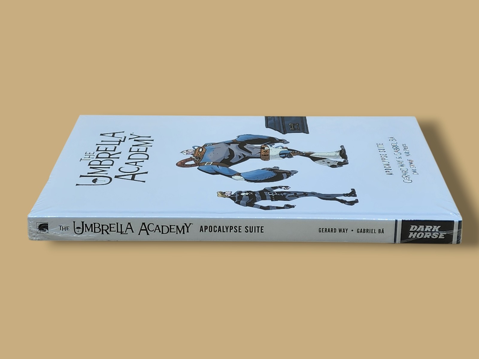 2021 Dark Horse Comics The Umbrella Academy Apocalypse Suite Limited HC Sealed!