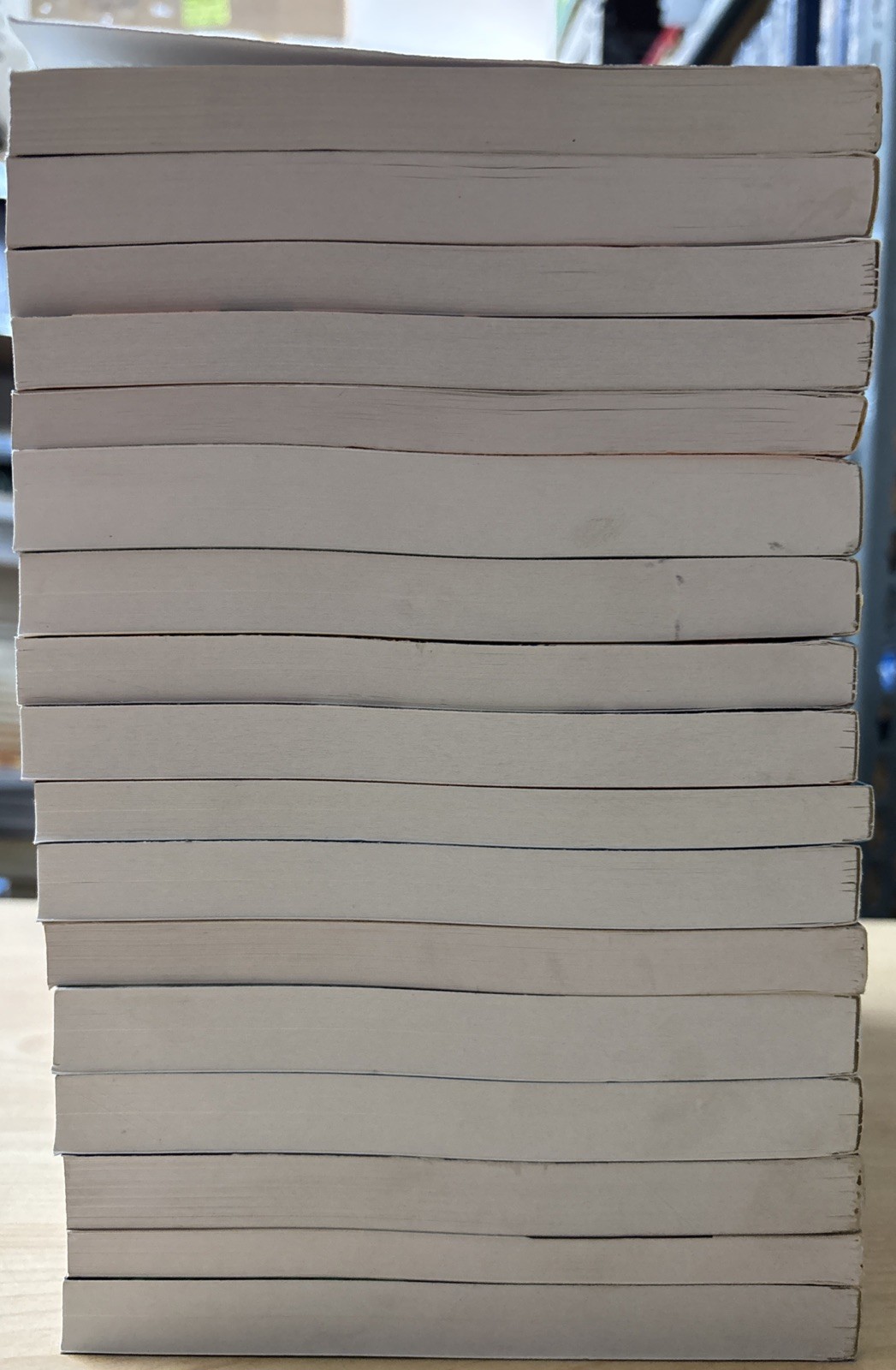 Lot 17 New Cambridge Shakespeare NCS Book Set Venice Othello Sonnets Midsummer