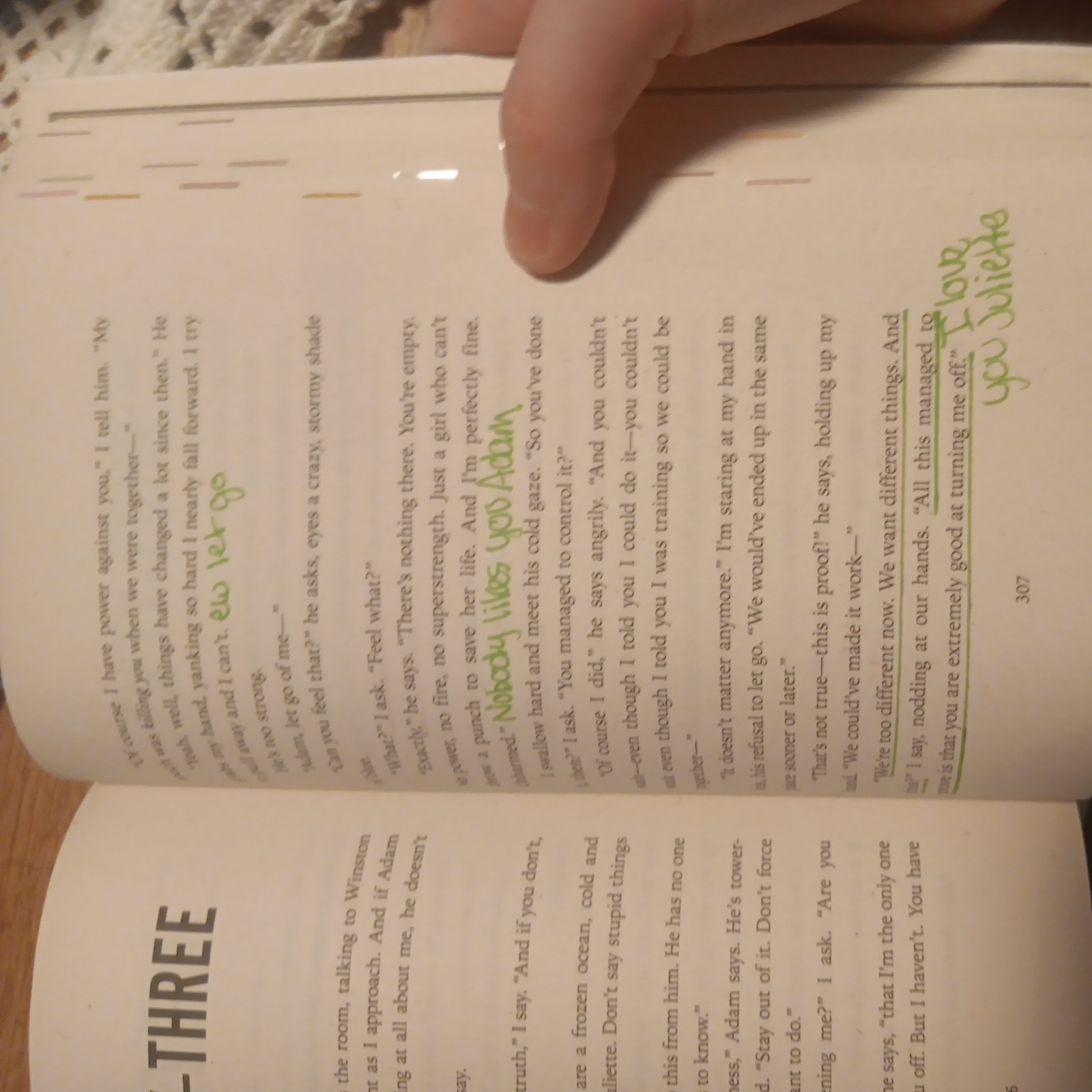 Shatter Me Series By Tahereh Mafi, Lot Of (5) Books: Shatter, Unravel,…