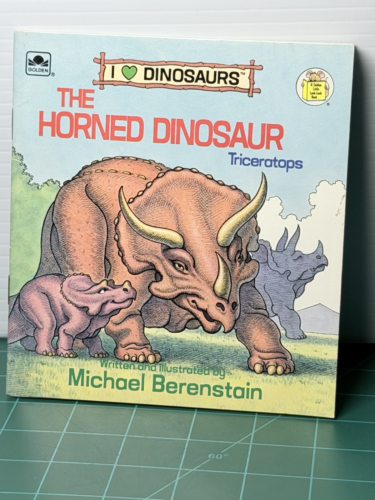 1989 Vintage The Horned Dinosaur by Michael Berenstein (Paperback)