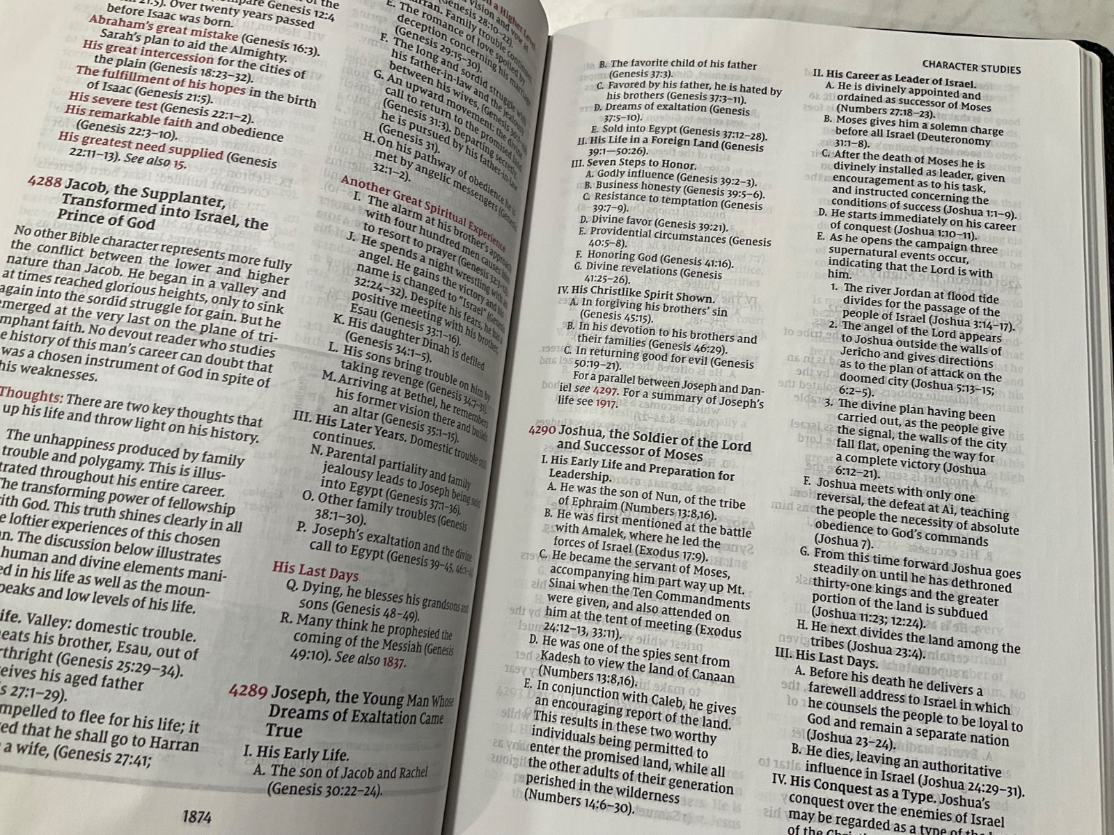 NIV Thompson Chain Reference Bible 2022 Large Print Black Bonded Leather