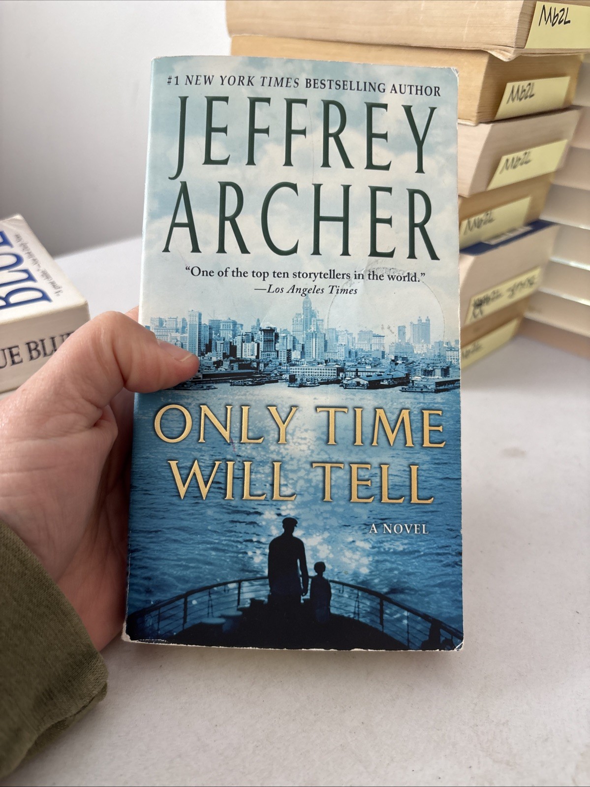 Lot of 10 – Mystery and Thrillers – Mixed Authors – FREE SHIPPING