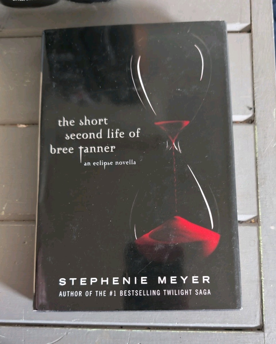 Twilight Saga By Stephanie Meyer Book Set Mixed Lot of 8 Host Life and Death