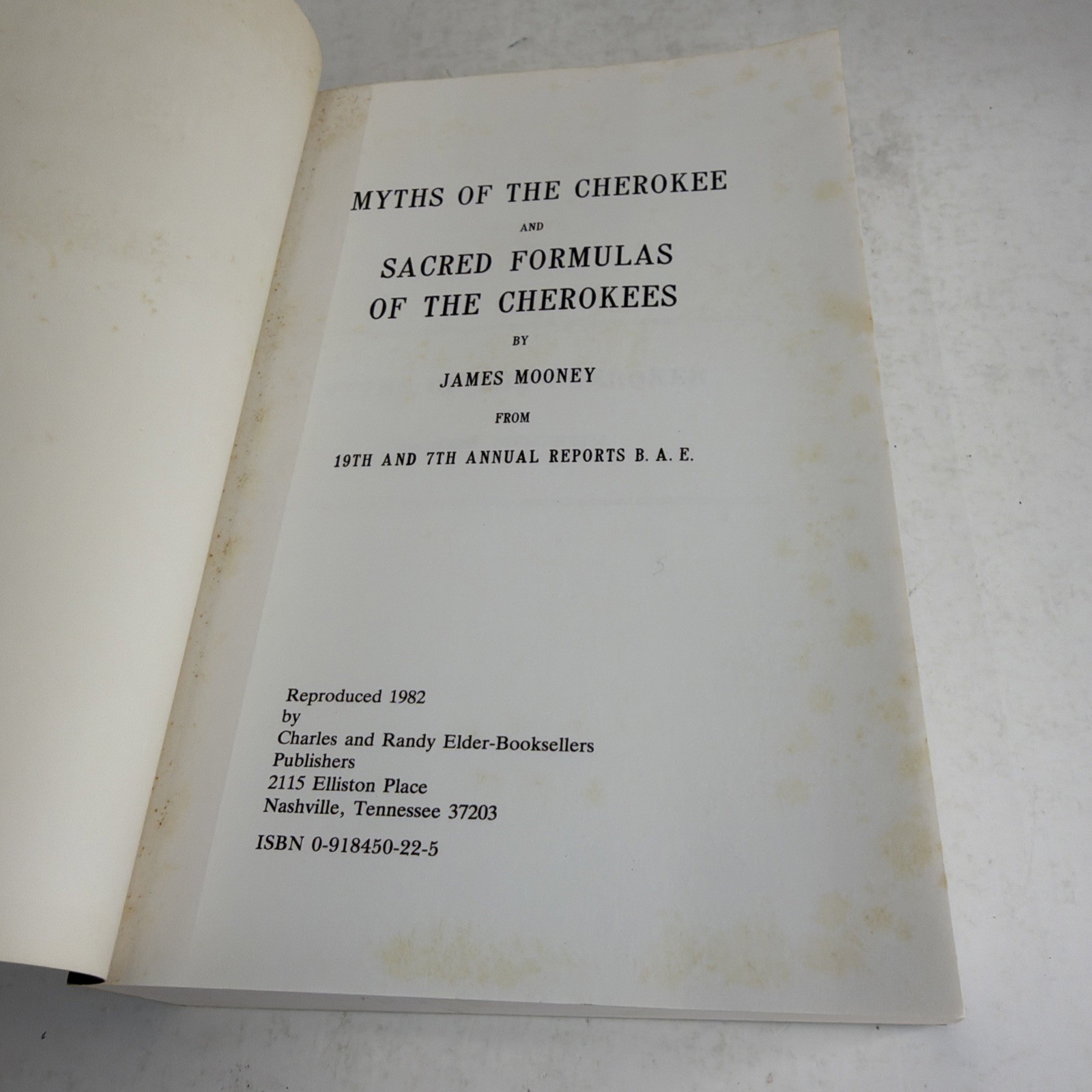 Myths of the Cherokee and Sacred Formulas of the Cherokees James Mooney 1982 PB