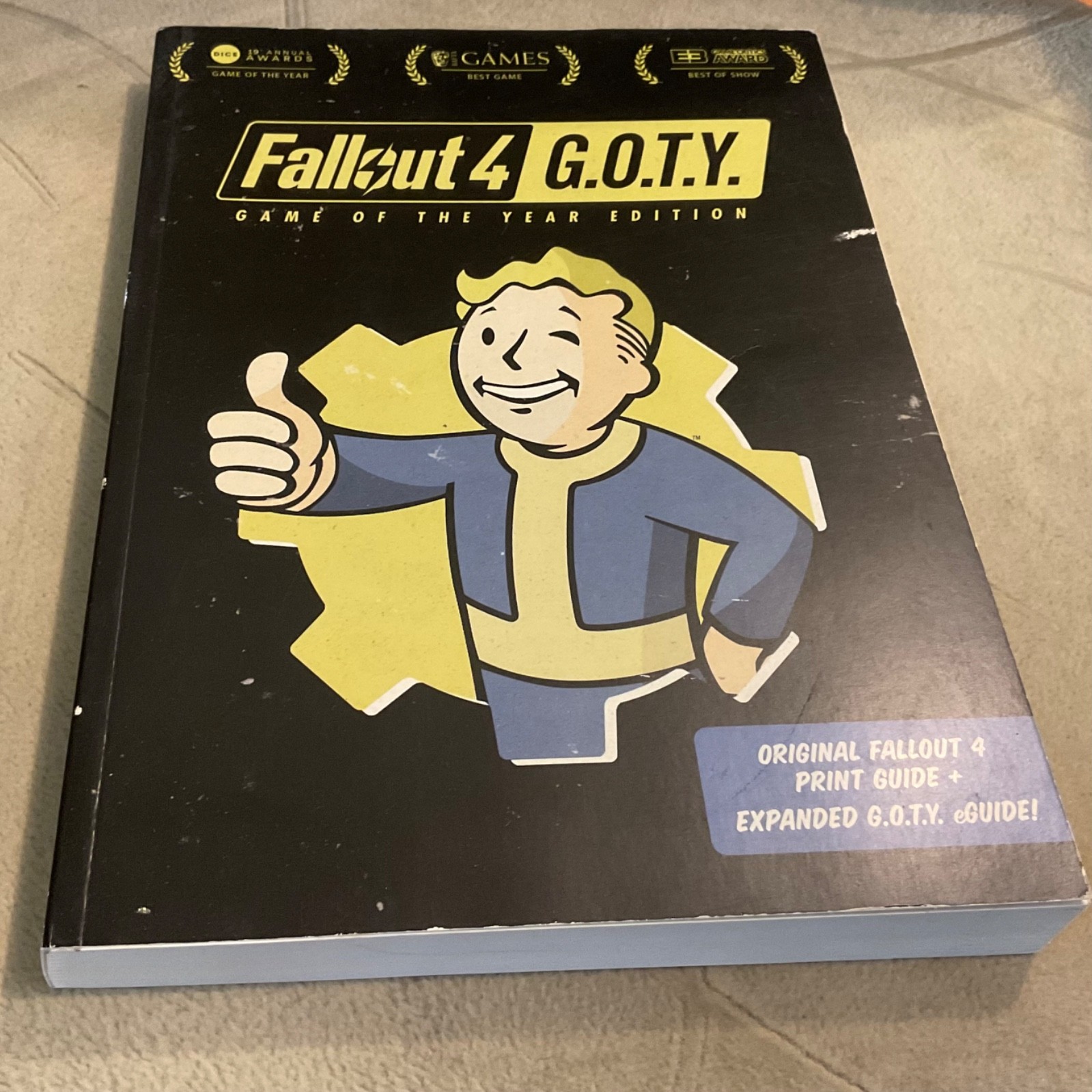Fallout 4: Game of the Year Edition: Prima Official Guide – Paperback