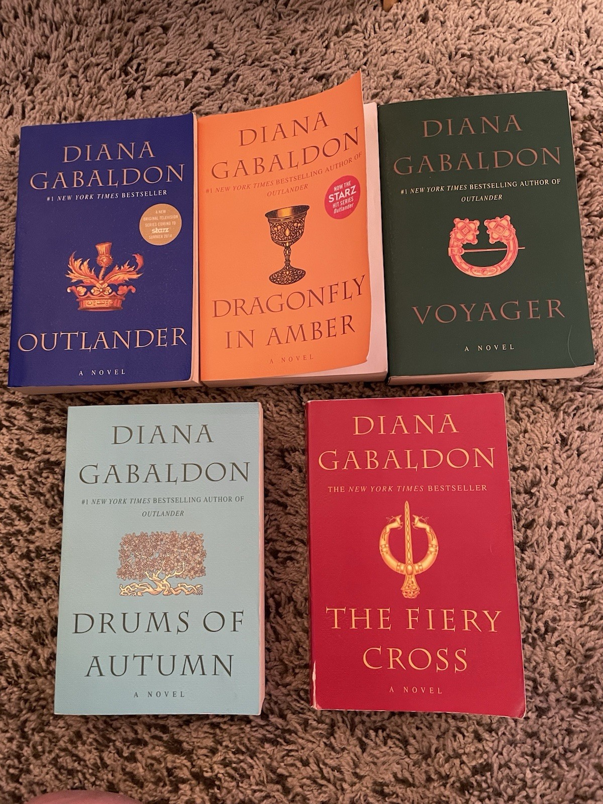 OUTLANDER Series 1-5, Diana Gabaldon Large Trade Paperback Books, Lot of 5