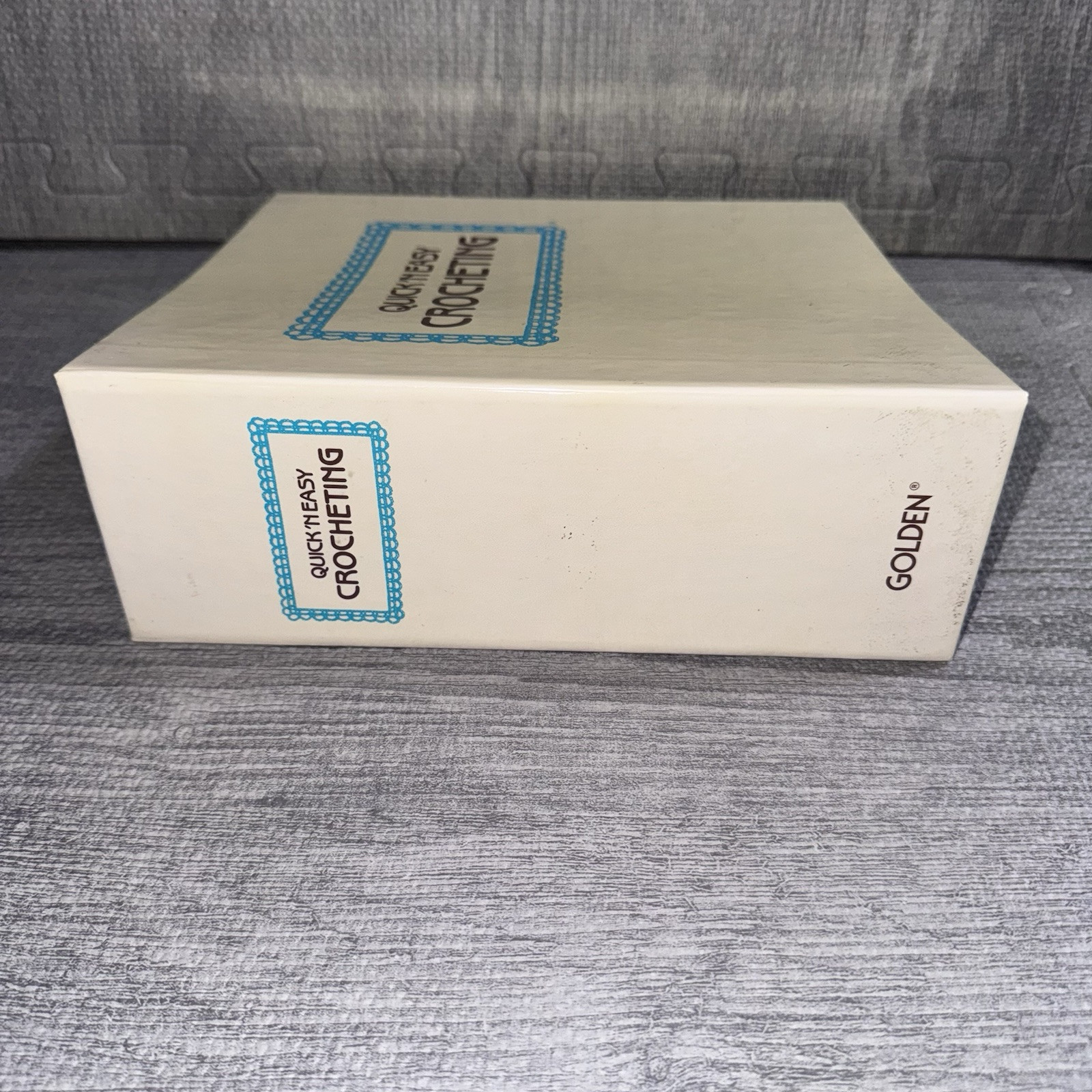 Vtg Quick N Easy Crocheting Book 2 Ring Binder Over 100 pages with 18 Dividers