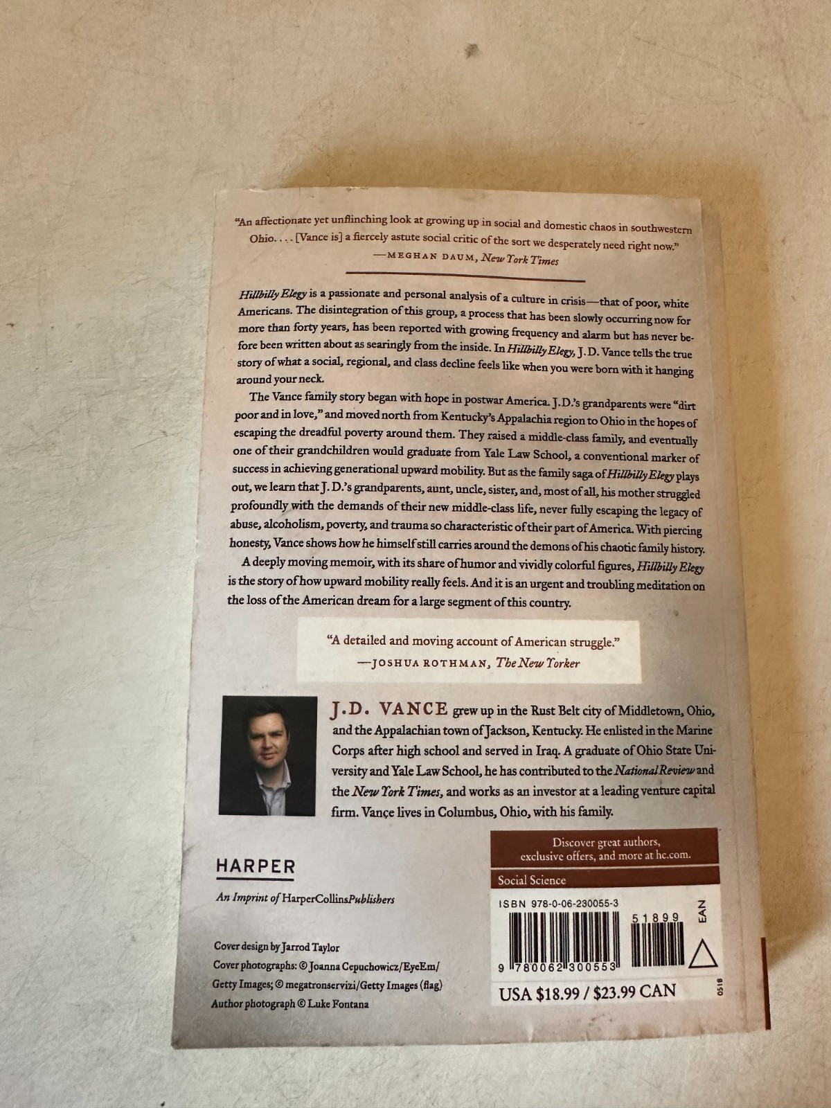 Hillbilly Elegy : A Memoir of a Family and Culture in Crisis by J. D. Vance