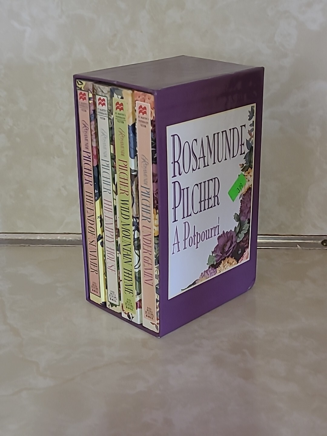 ROSAMUNDE PILCHER “A POTPOURRI” BOXED SET OF 4 BOOKS