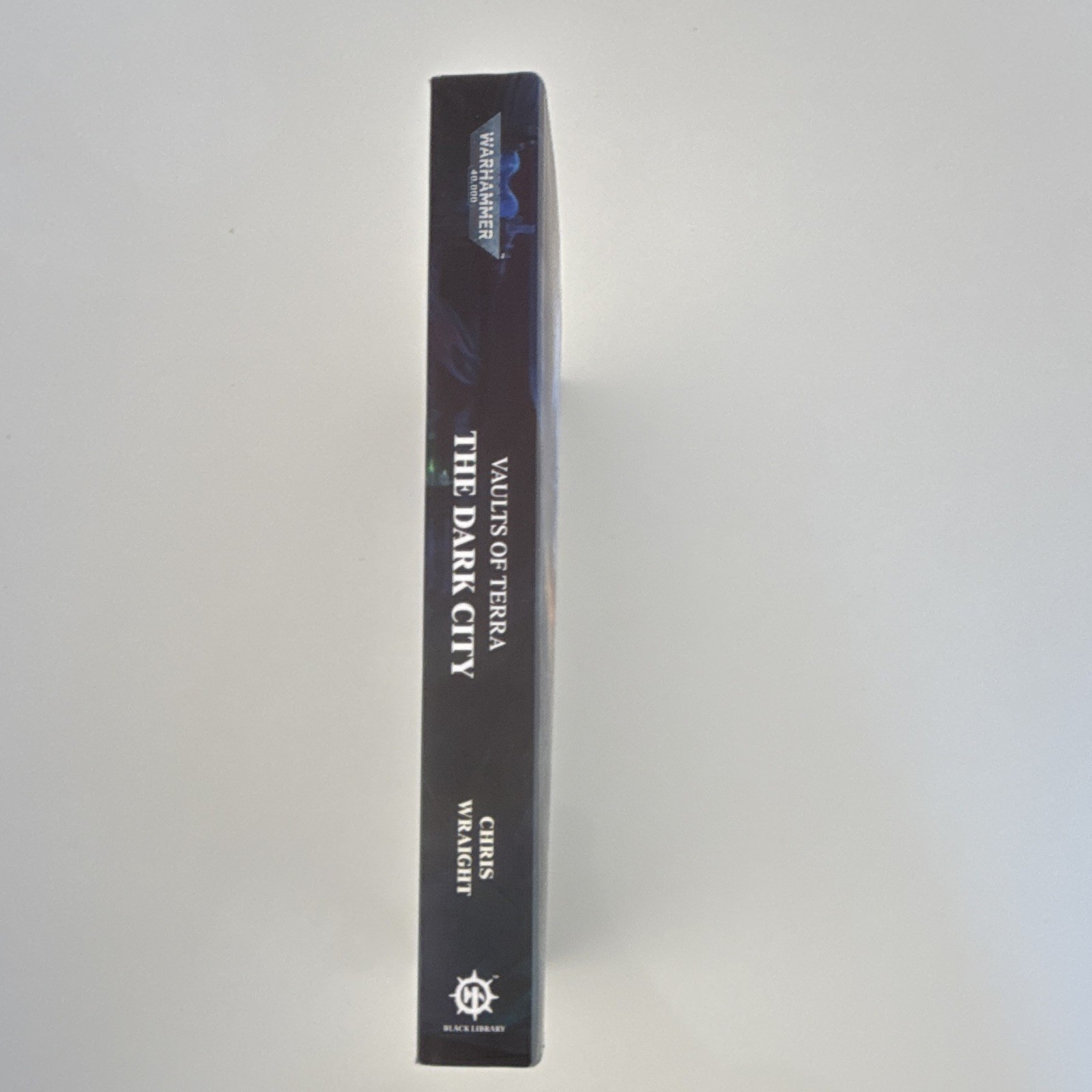 Vaults of Terra: The Dark City by Chris Wraight. Warhammer 40k Paperback