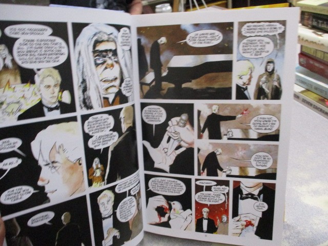 Lucifer Omnibus Vol. 1 (The Sandman Universe Classics), Carey, Mike
