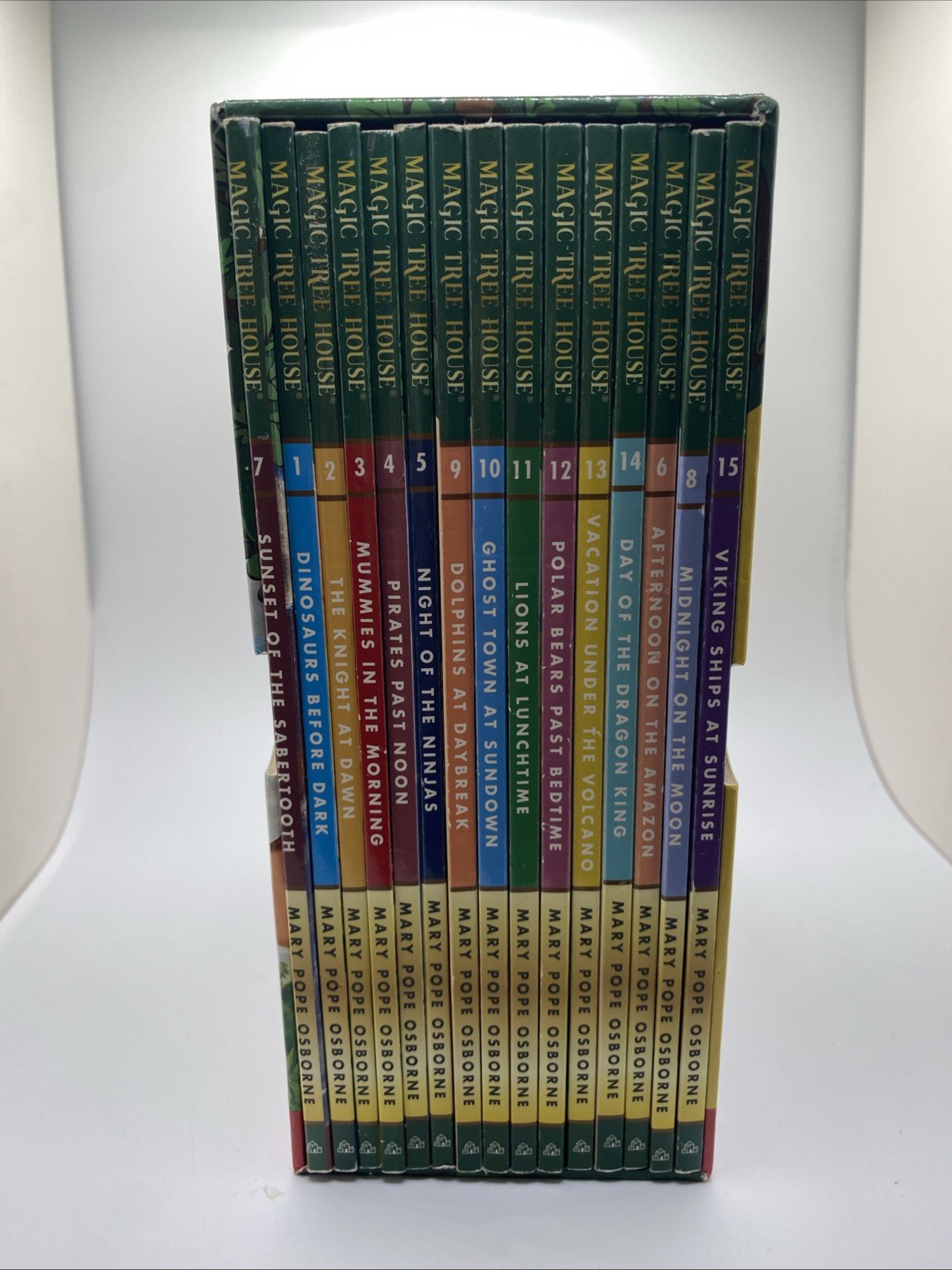 Magic Tree House Boxed Set, Books 1-15 Collection #1 Mary Pope Osborne