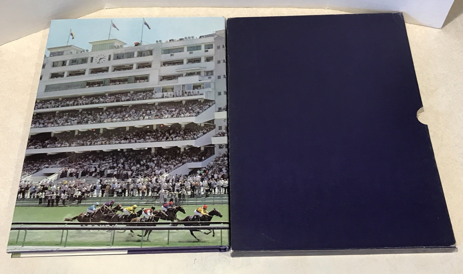 THE ROYAL HONG KONG JOCKEY CLUB Horse Racing Illustrated w/ Slipcase 1975 RARE