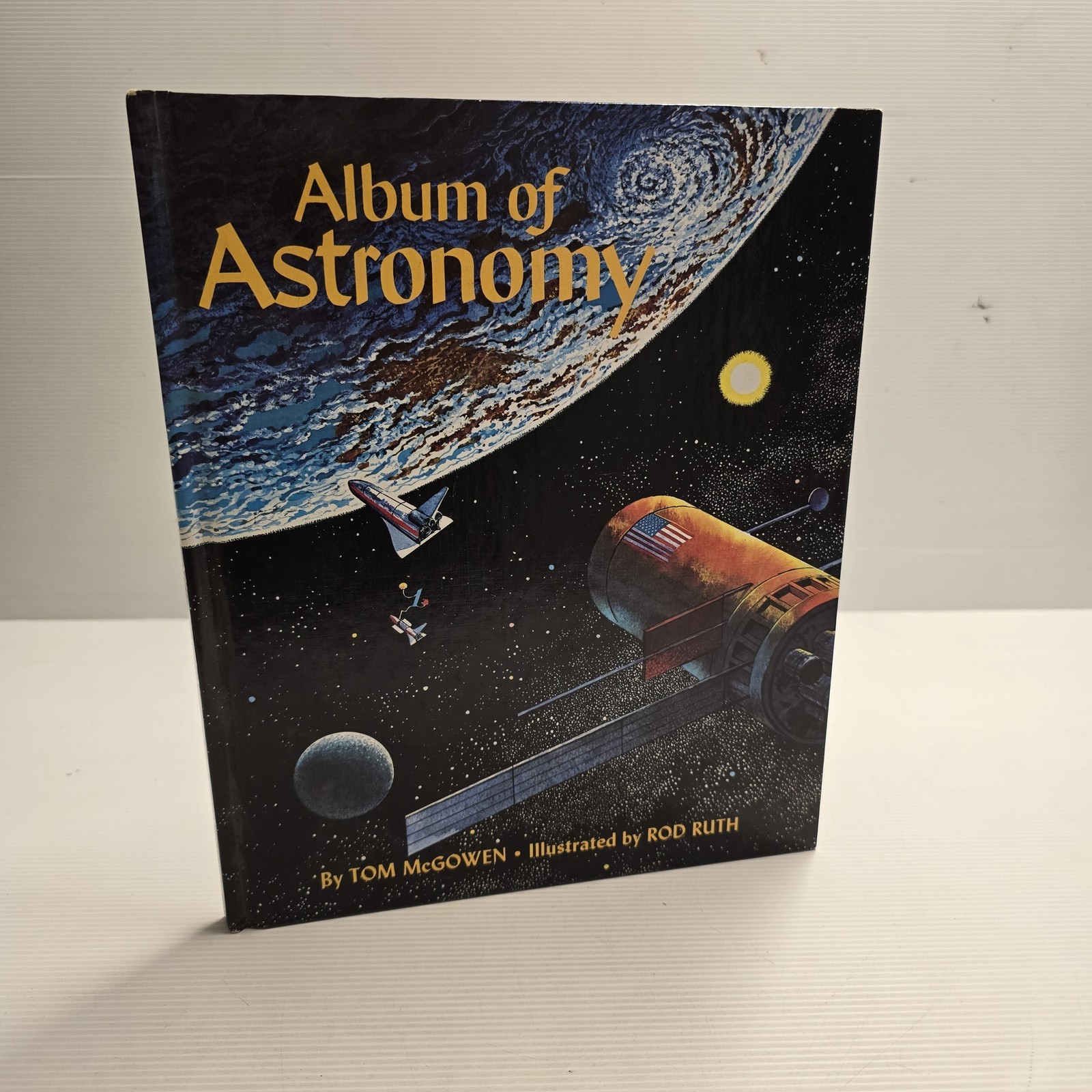 Album of Astronomy by Tom McGowen 1979 Rand McNally Hardcover Vintage Book