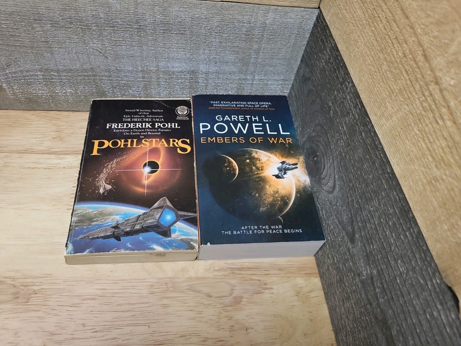 Lot Of 14 Sci-fi/Fantasy Books