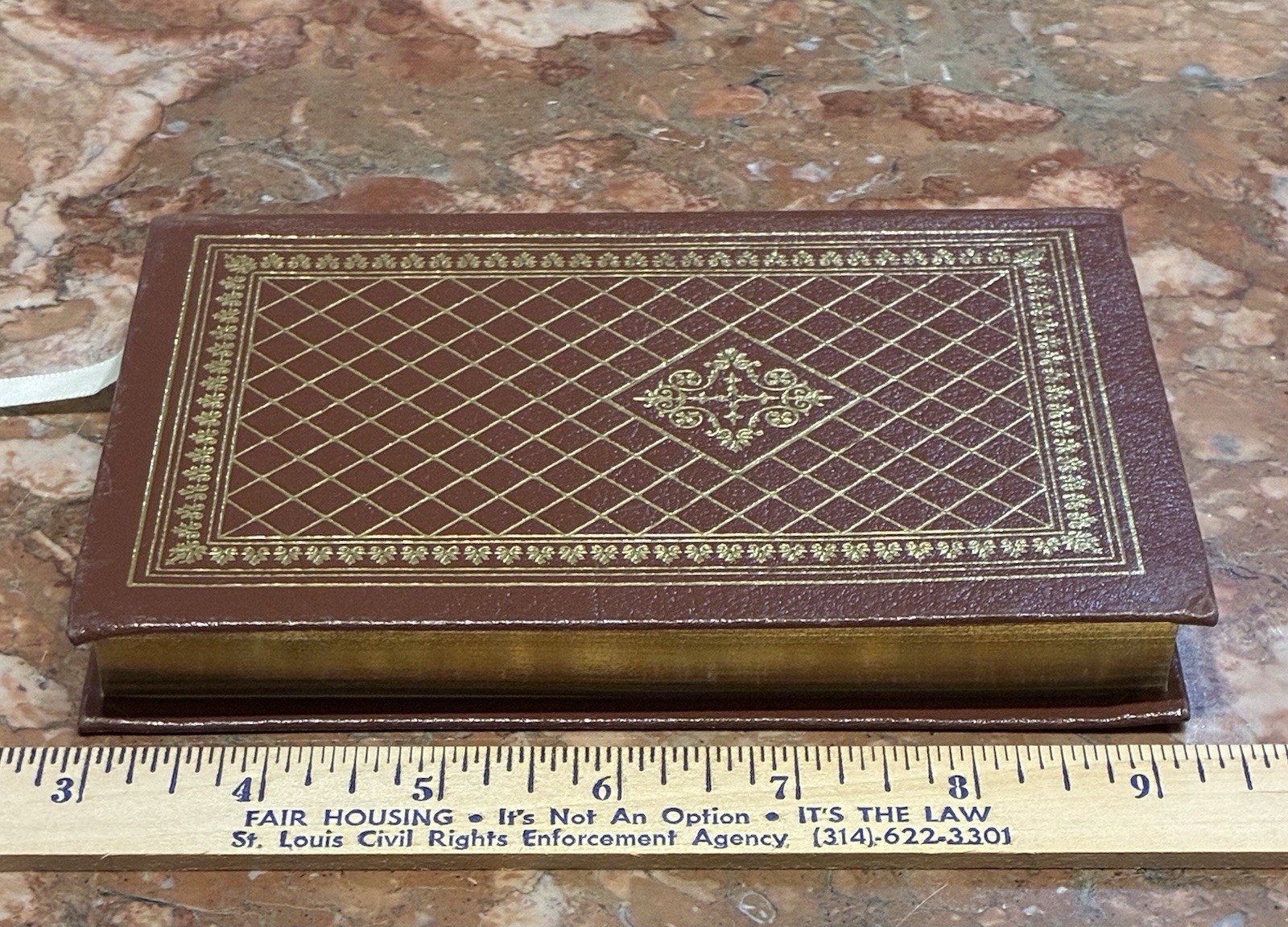 e. e. cummings Easton Press Poetry Book Leather Gold Fine Binding Poem Books