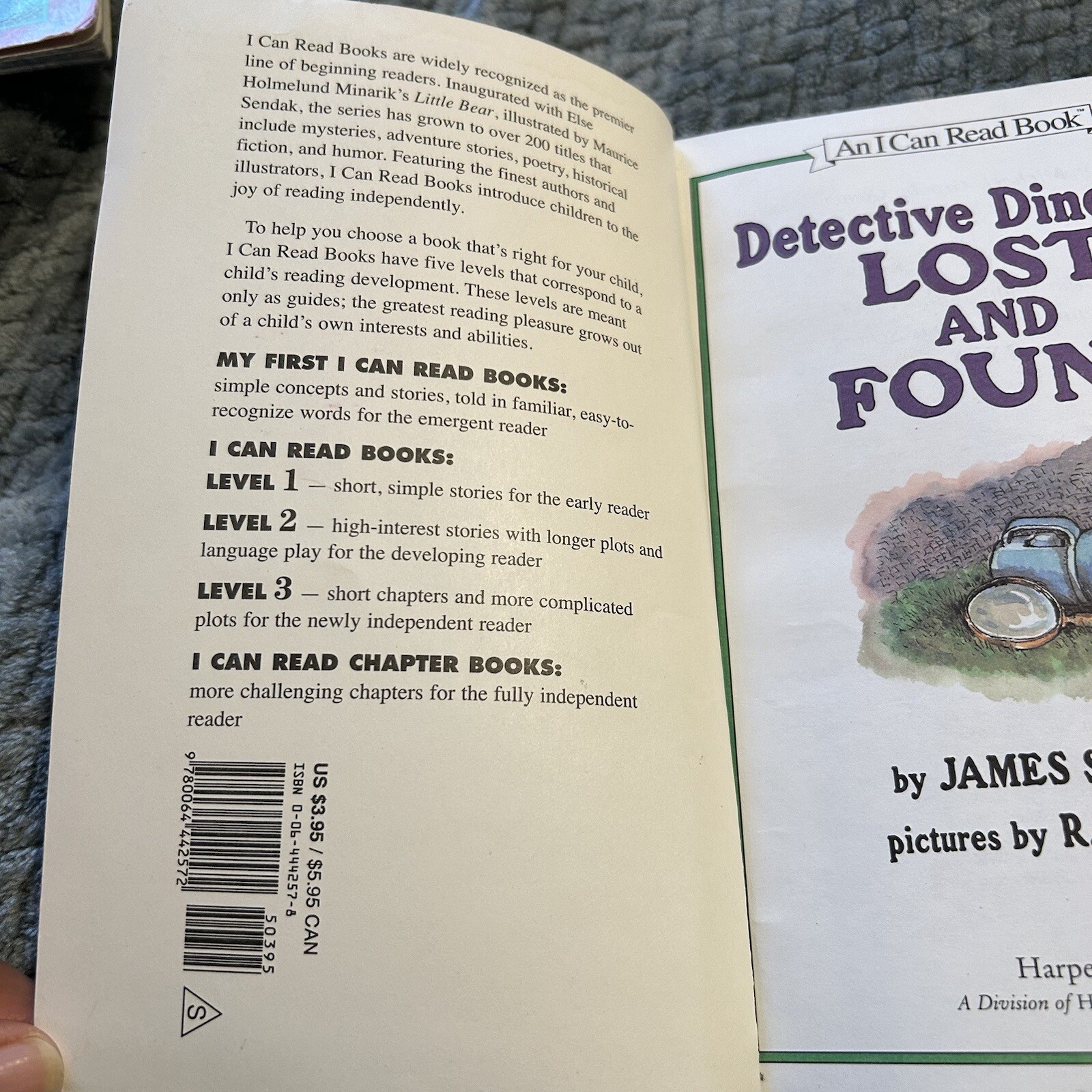 Detective Dinosaur Lost and Found by James Skofield (English) Paperback Book