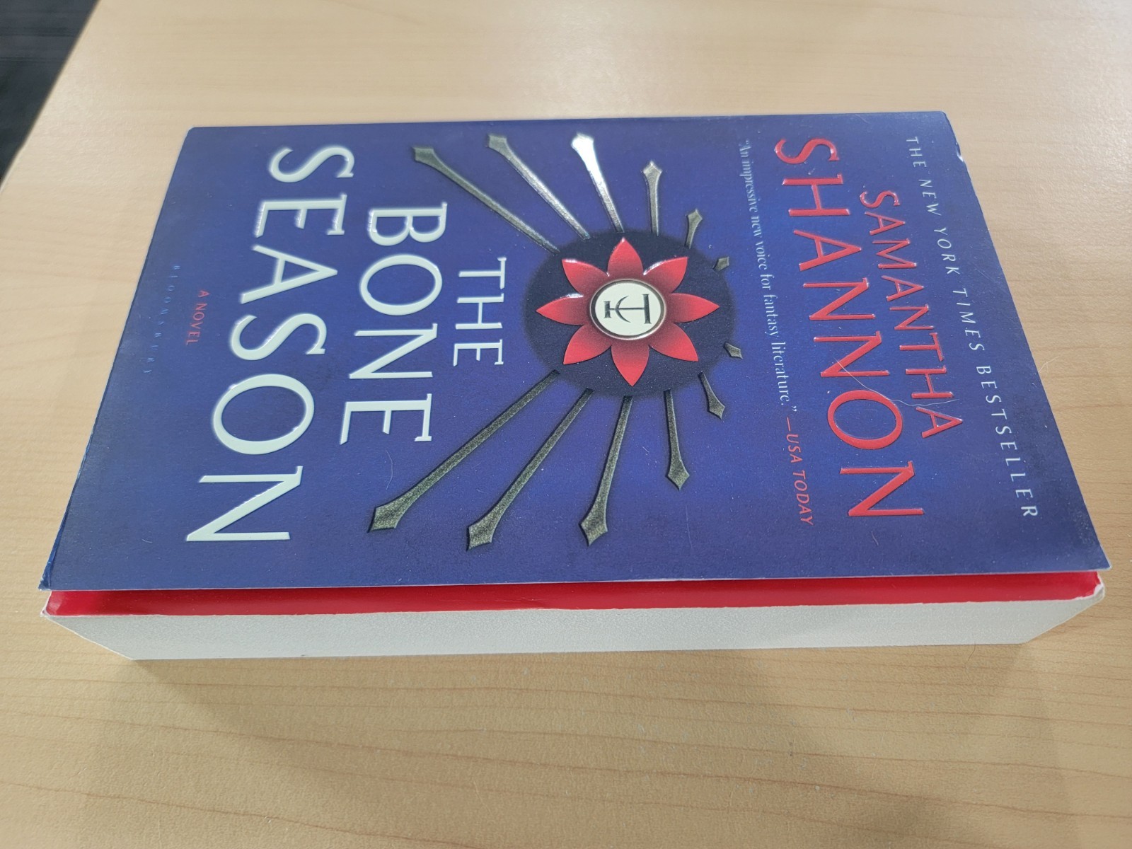 The Bone Season by Samantha Shannon Paperback Bloomsbury Fantasy Dystopian