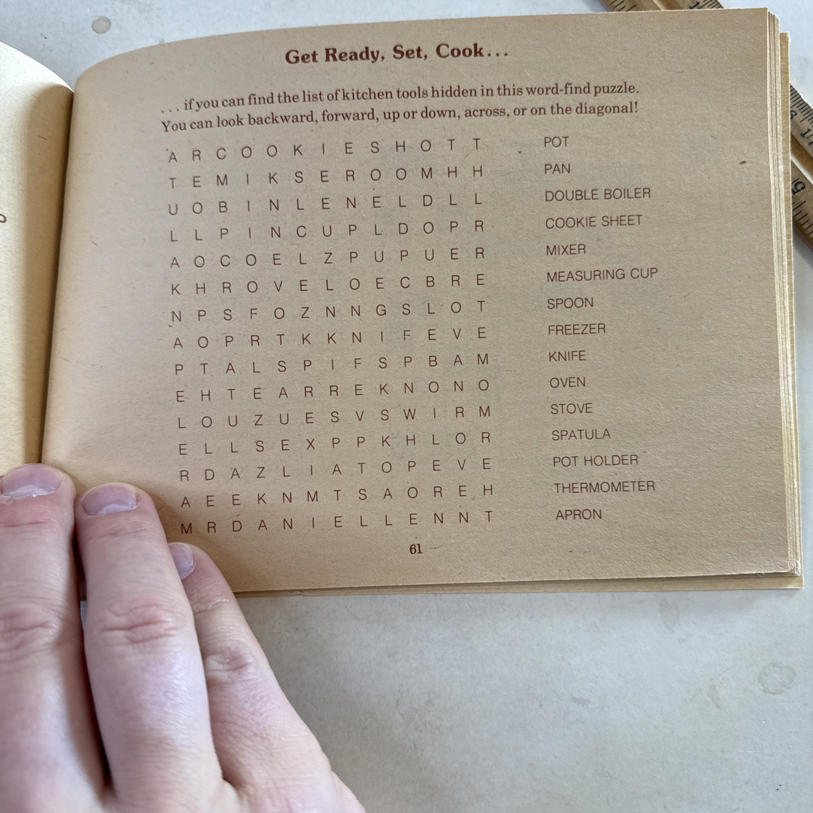 Chocolate Cookbook Vintage 1977 Scholastic Book Juvenile Boy Girl Elementary