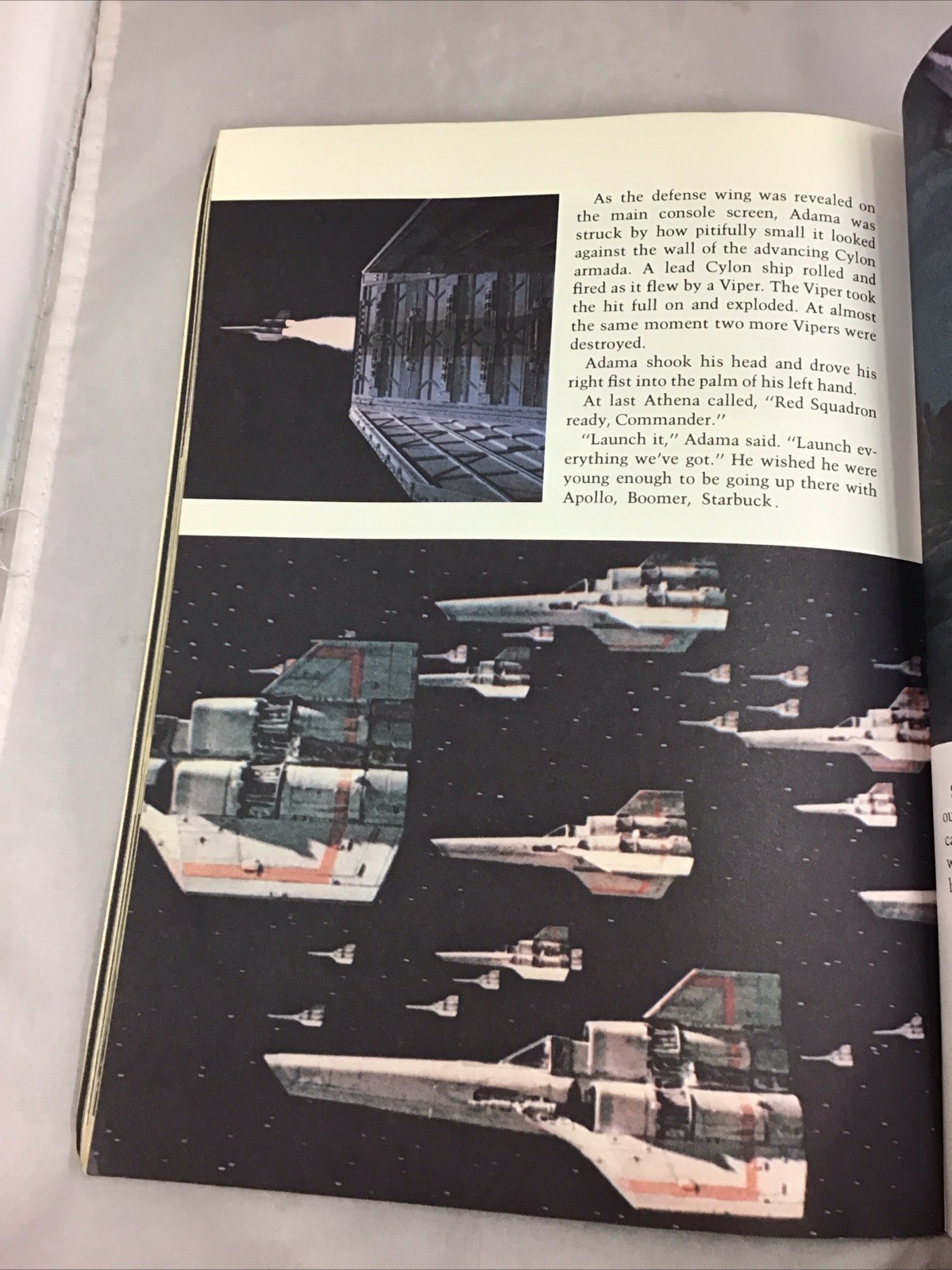 1979 THE BATTLESTAR GALACTICA STORYBOOK ~ SOFTCOVER ~ SCHOOLASTIC BOOK SERVICES
