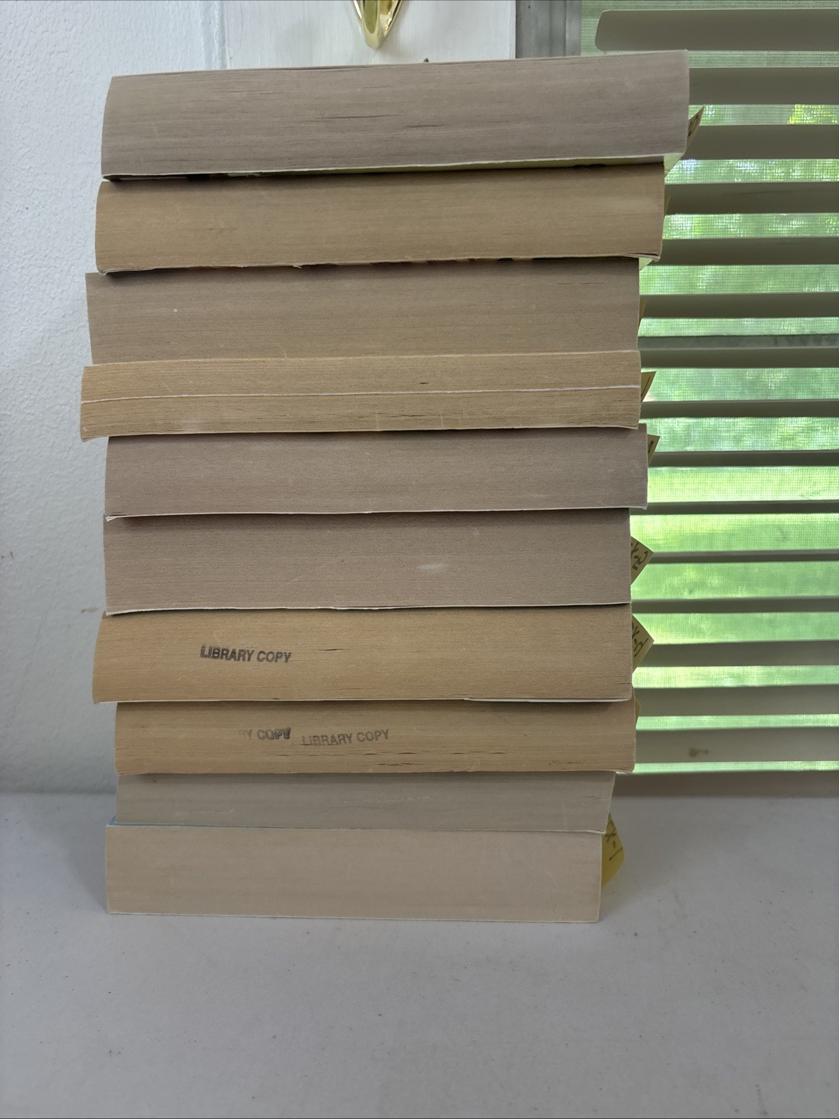 Lot of 10 – Fern Michaels – Mass Paperback Books – FREE SHIPPING