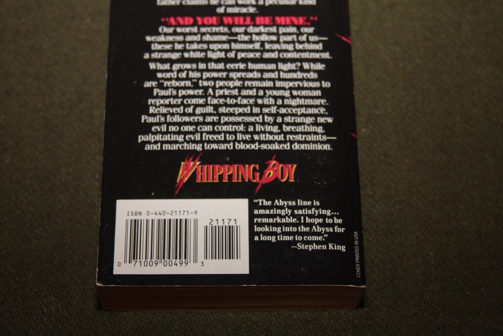 Whipping Boy by John Byrne 1992 PB 1st Print Dell Abyss Horror – Signed
