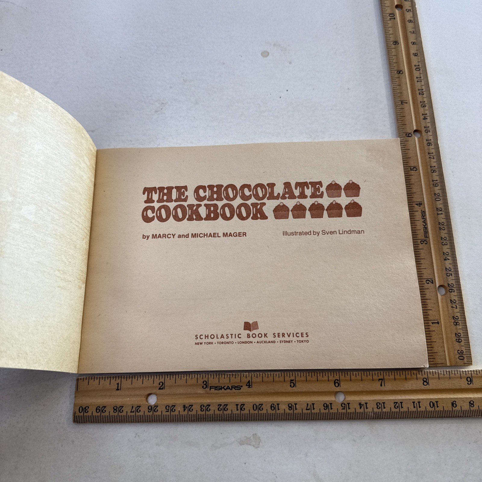 Chocolate Cookbook Vintage 1977 Scholastic Book Juvenile Boy Girl Elementary
