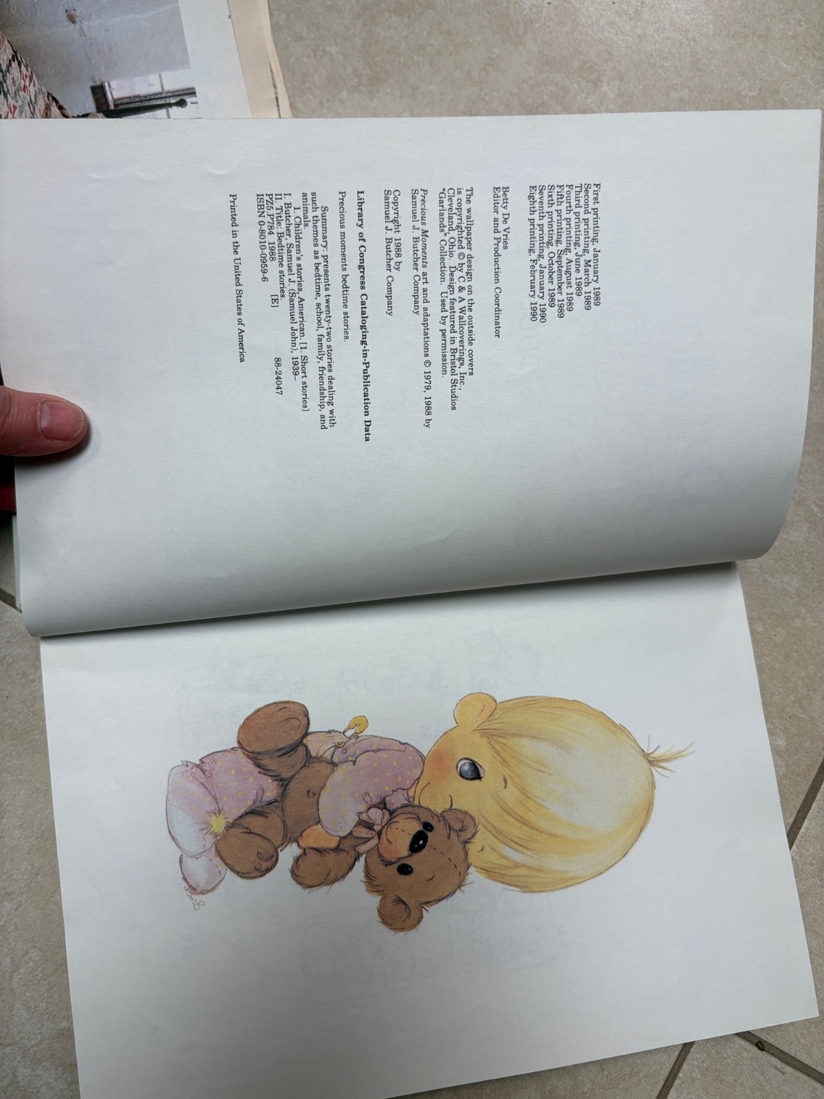Precious Moments Bedtime Stories, hardcover, 250 pages, clean