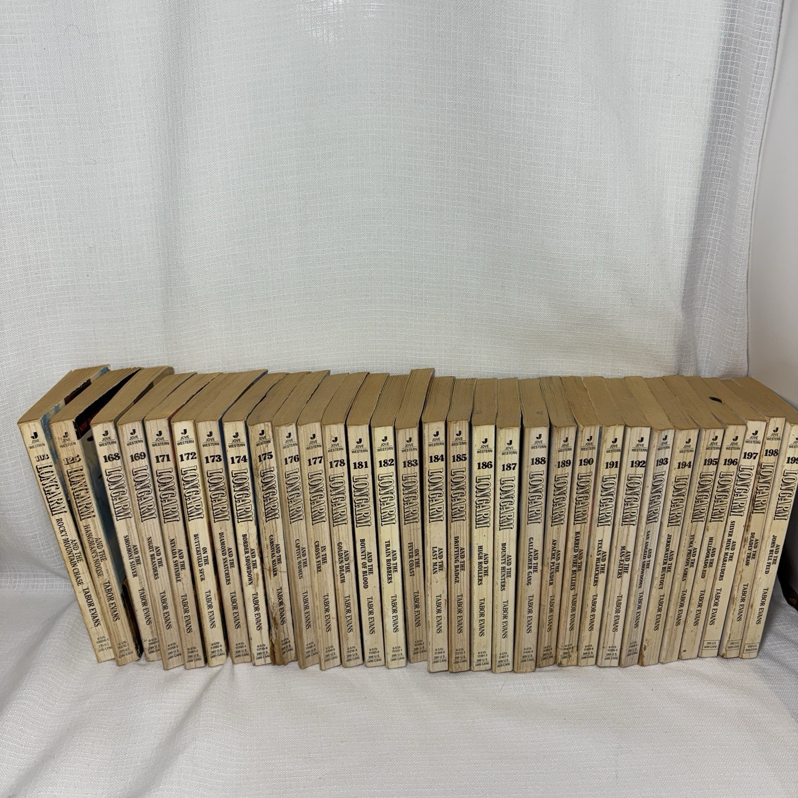Lot Of 31 Tabor Evans Pb Books LONGARM series Numbered 100s Adult Western