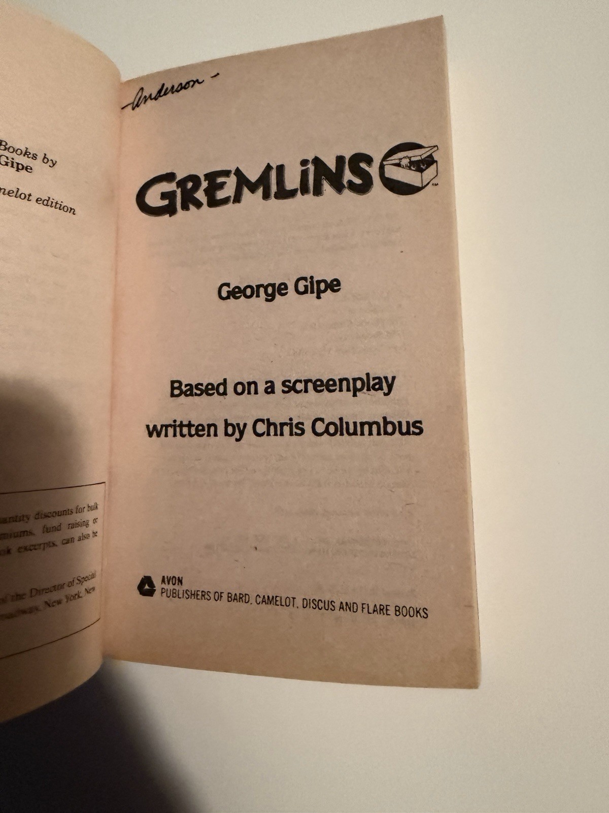 Steven Spielberg GREMLINS Movie Book 1984 VINTAGE PAPERBACK Original 1st Print