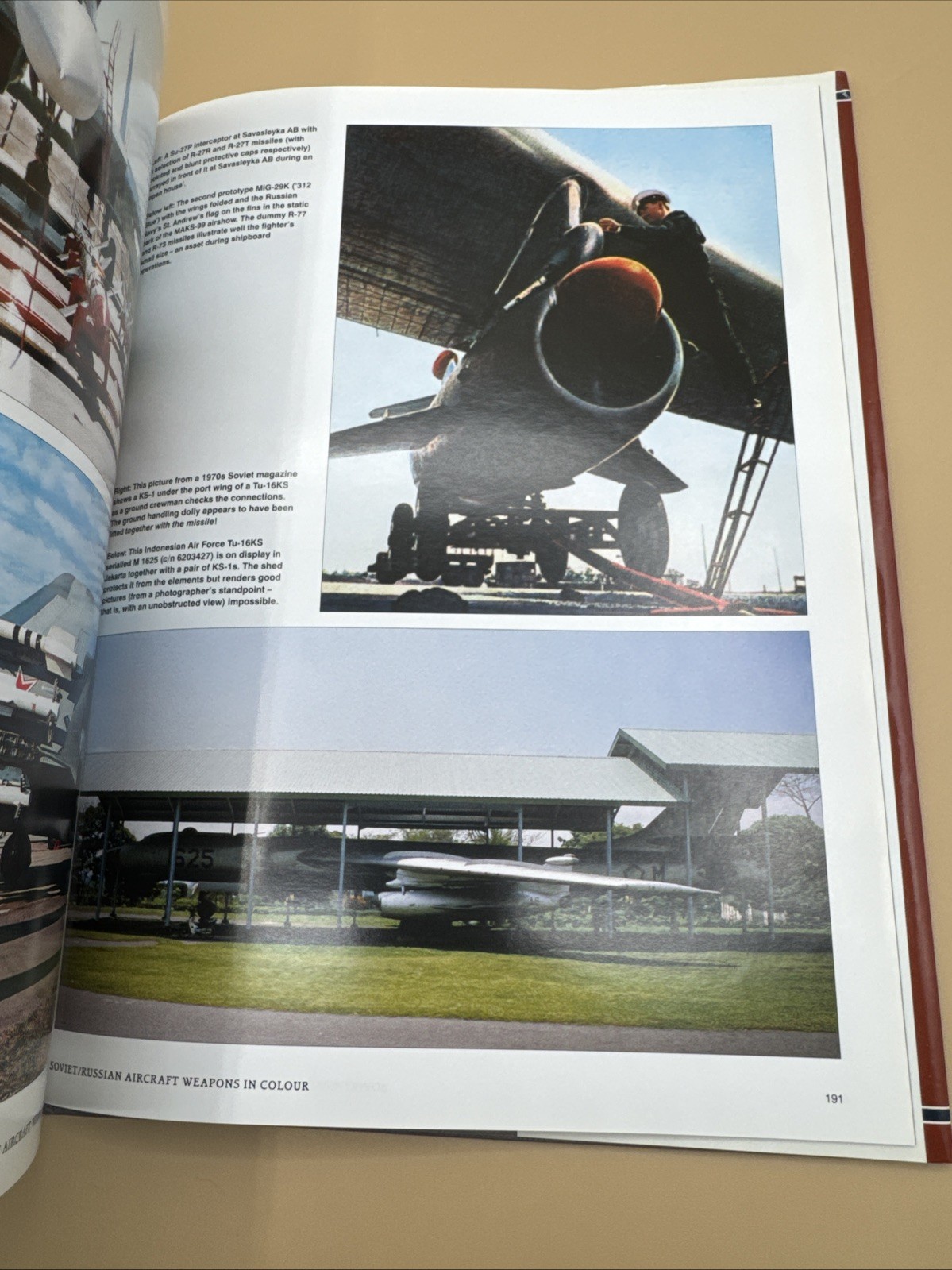 Soviet/Russian Aircraft Weapons Since World War Two by Gordon, Yefim Midland Pu
