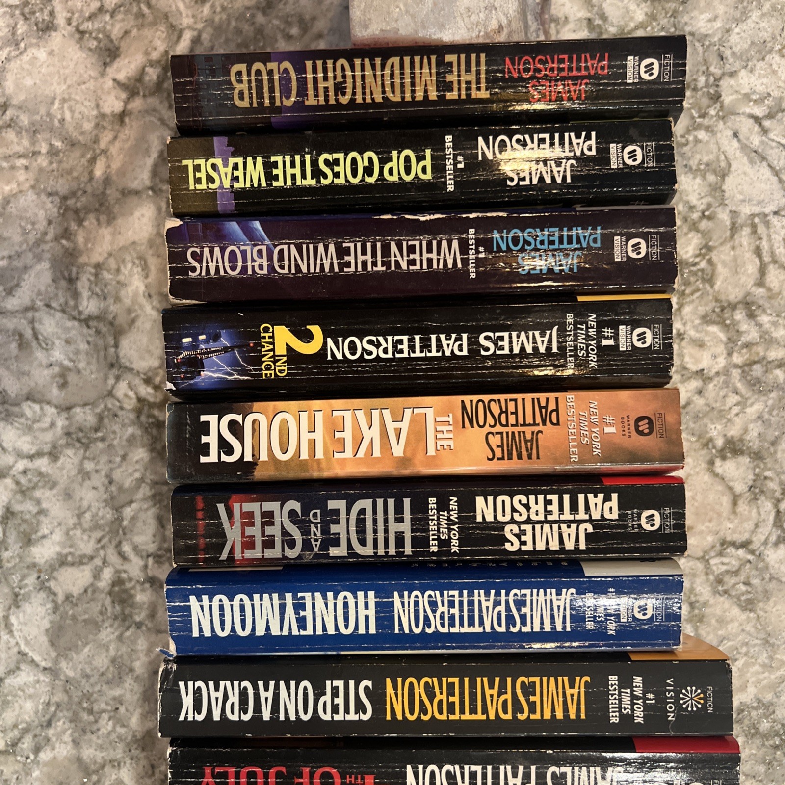 Lot of 23 James Patterson Paperback Books Random Mix Mixed Titles