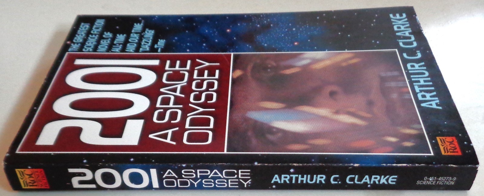 2001 A Space Odyssey by Arthur C. Clarke