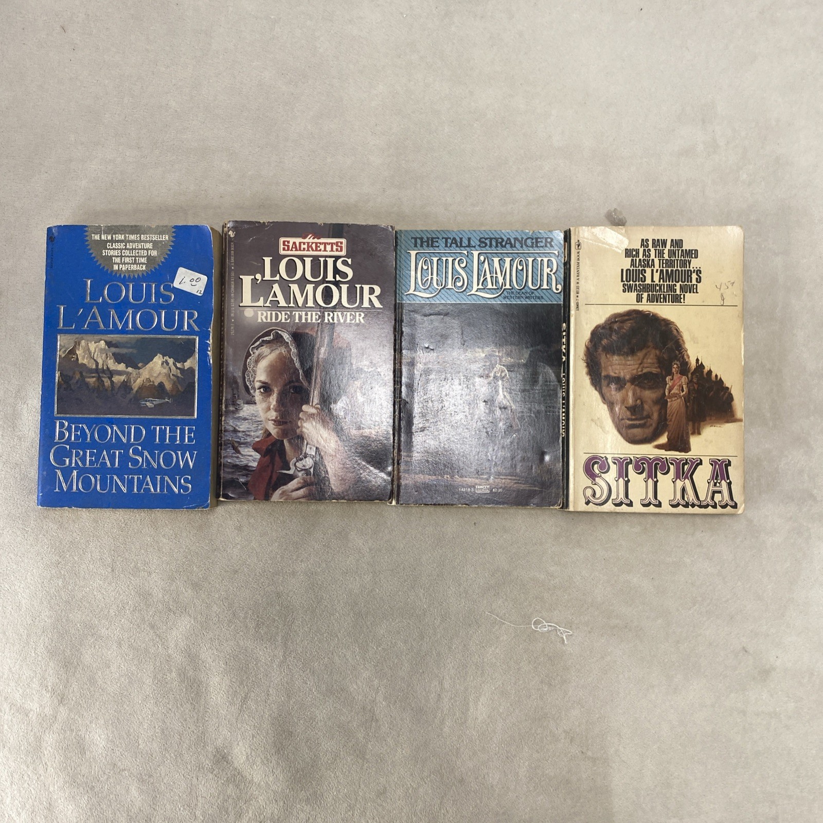 Louis L’Amour Lot of 20 Paperback Books Bantam Sackets Mixed Lot Westerns