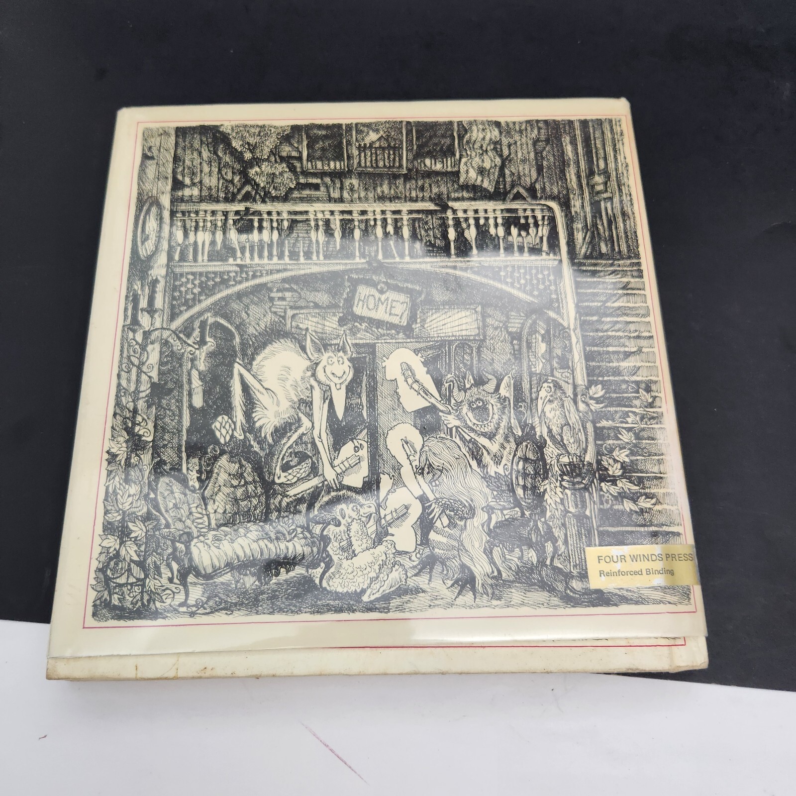 1973: Squeals & Squiggles & Ghostly Giggles by Ann McGovern 1st Printing HCDJ