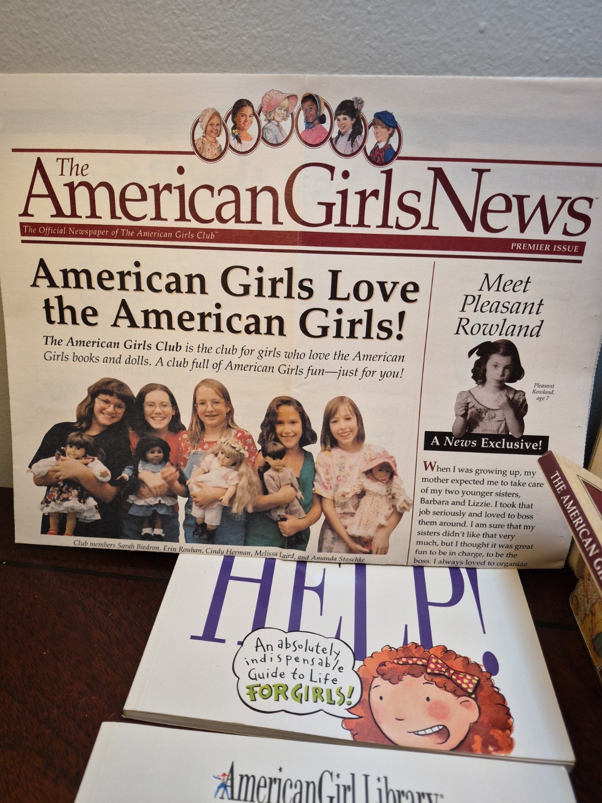 THE AMERICAN GIRLS PREMIERE ORIGINAL BOOKS 📚 & TIN