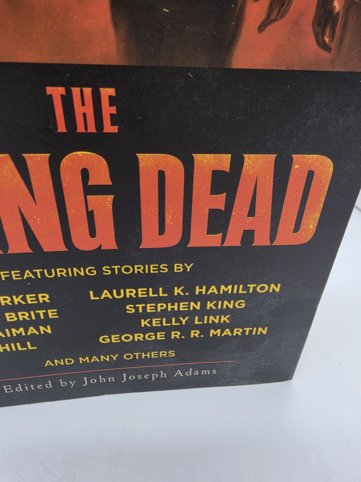 The Living Dead 2008 Clive Barker Stephen King Horror Stories 500 Pages