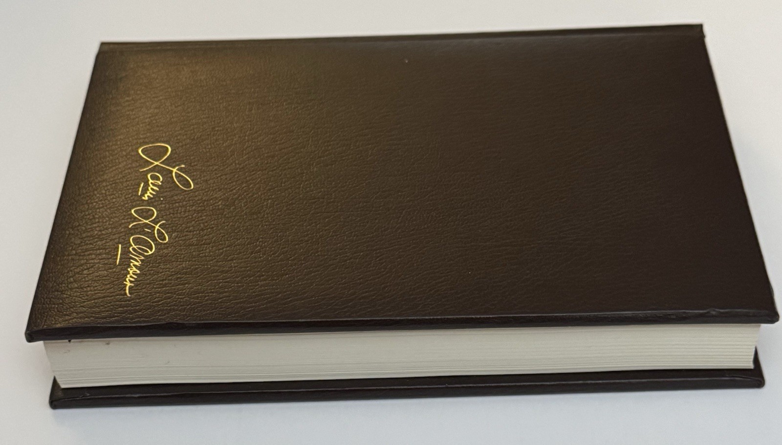 Vtg 1980’s Louis L’Amour “The Sackett Companion” Leatherette Edition Like New