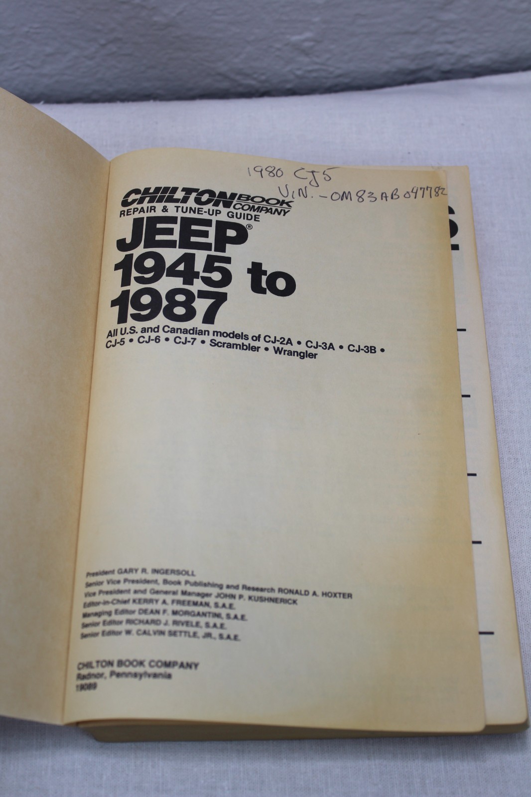 Chilton’s Repair & Tune-Up Guide Jeep 1945 to 1987 Manual CJ5 CJ7 Wrangler