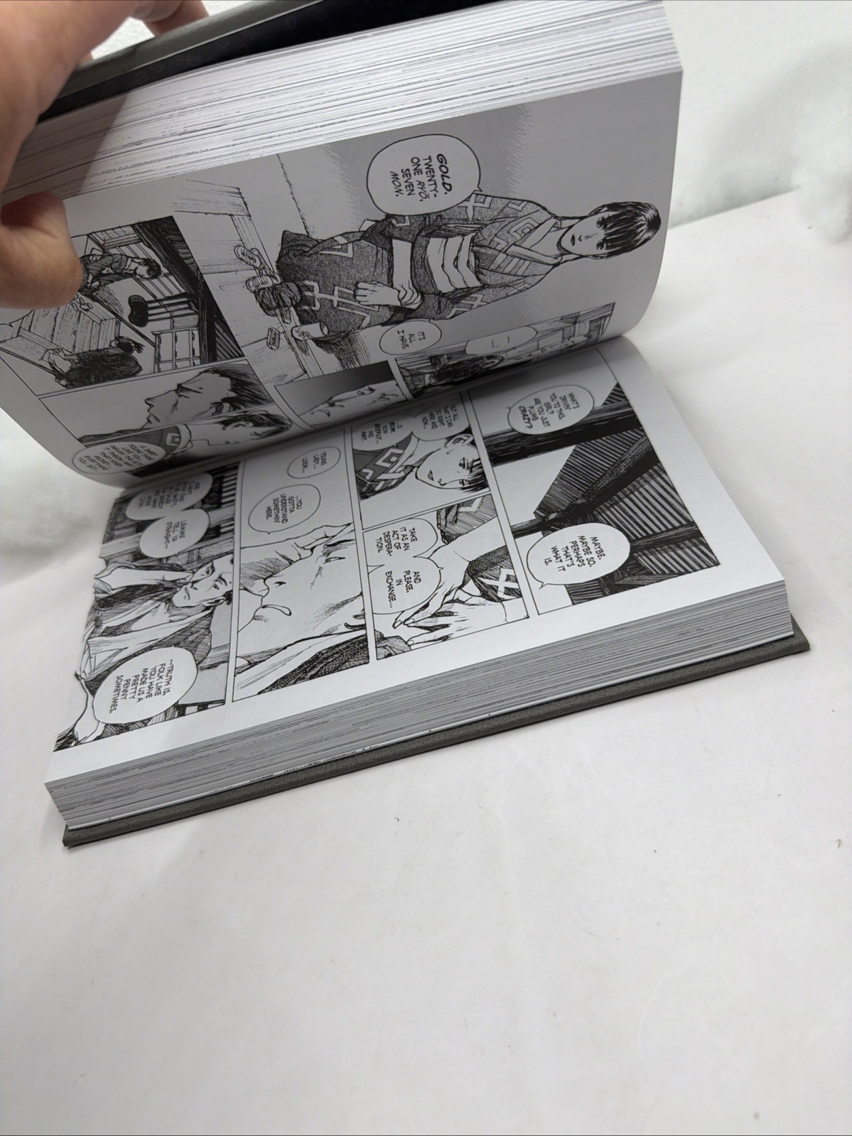 Blade of the Immortal Deluxe Edition #3 by Hiroaki Samura (Dark Horse Comics)