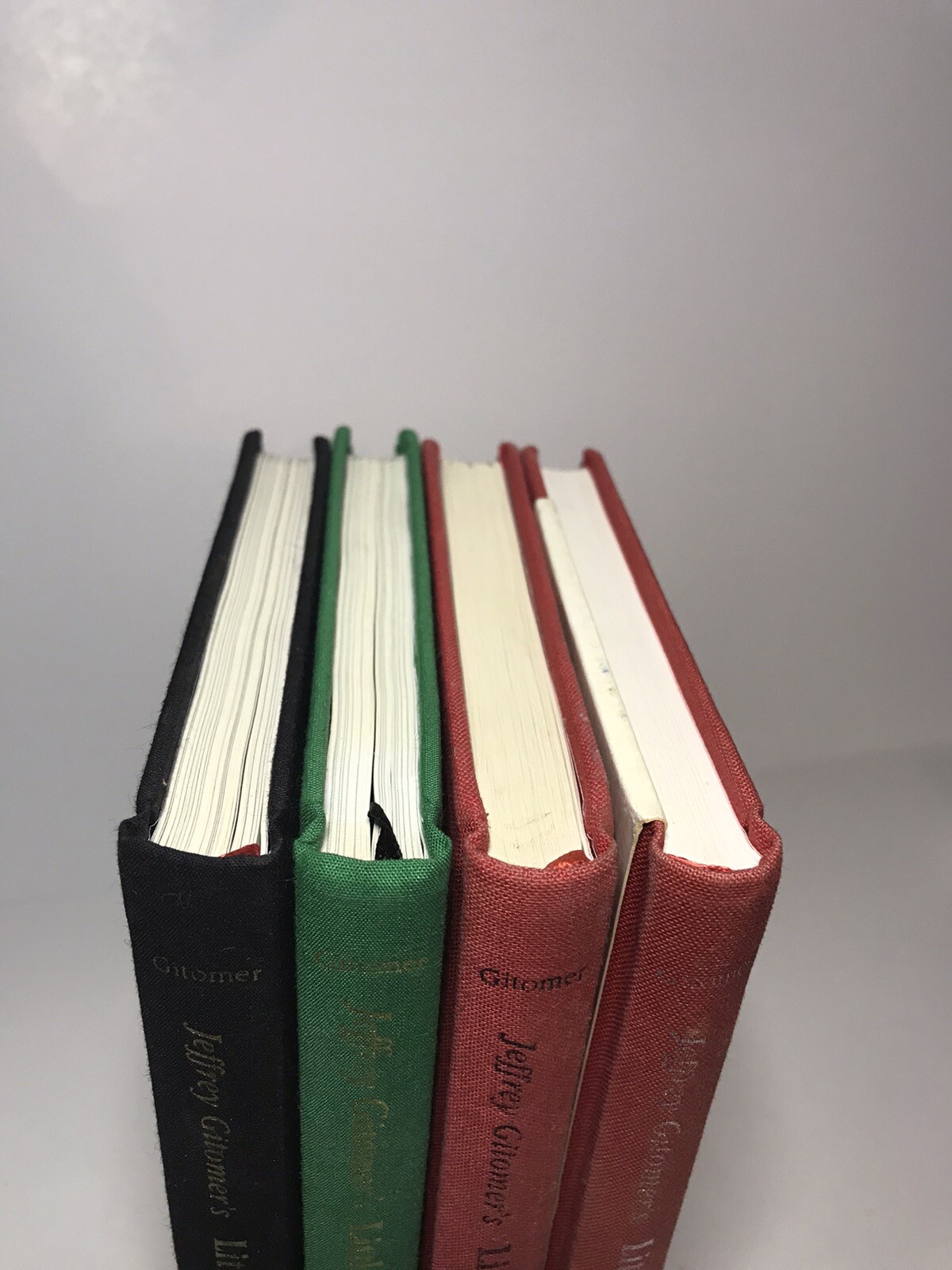 Lot of 4 Jeffrey Gitomer’s Little Books Pre own