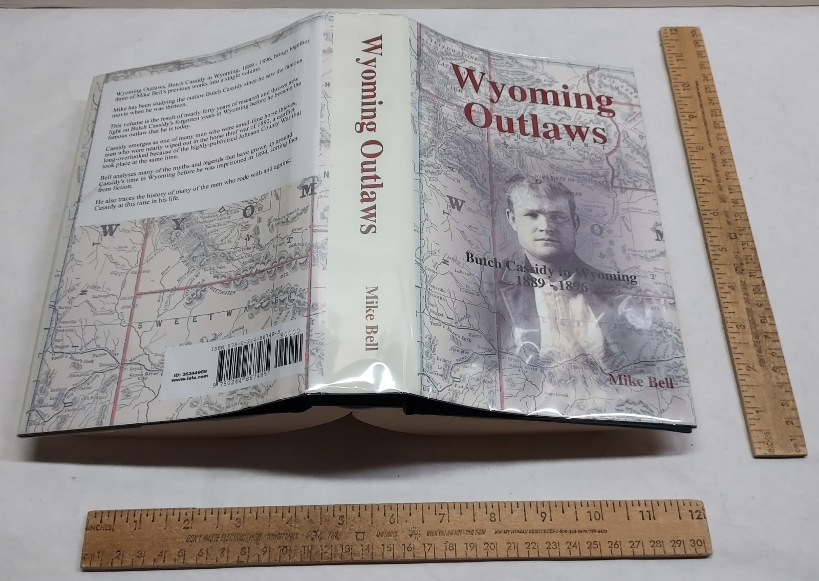 WYOMING OUTLAWS – Butch Cassidy in Wyoming 1889-1896 – Mike Bell – hb BOOK w/dj