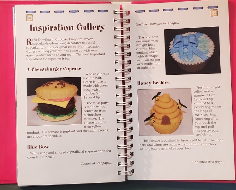 NEW “EASY CUPCAKE RECIPES” Hardback Spiral 2010 Cookbook Resources LLC 174 Pages