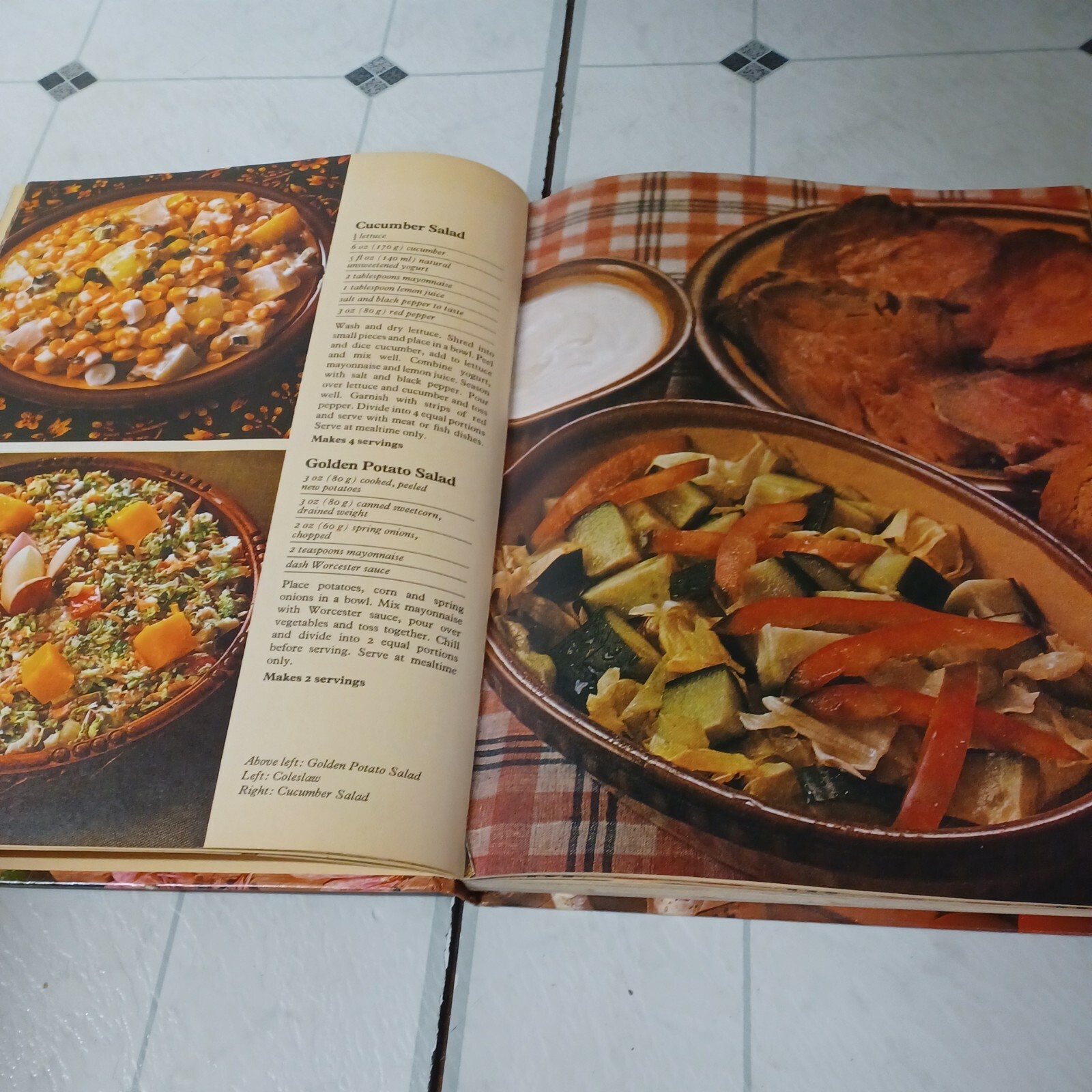 WEIGHT WATCHERS 250+ RECIPES COOKBOOK ~ HARD COVER ~ 158 Pages vintage