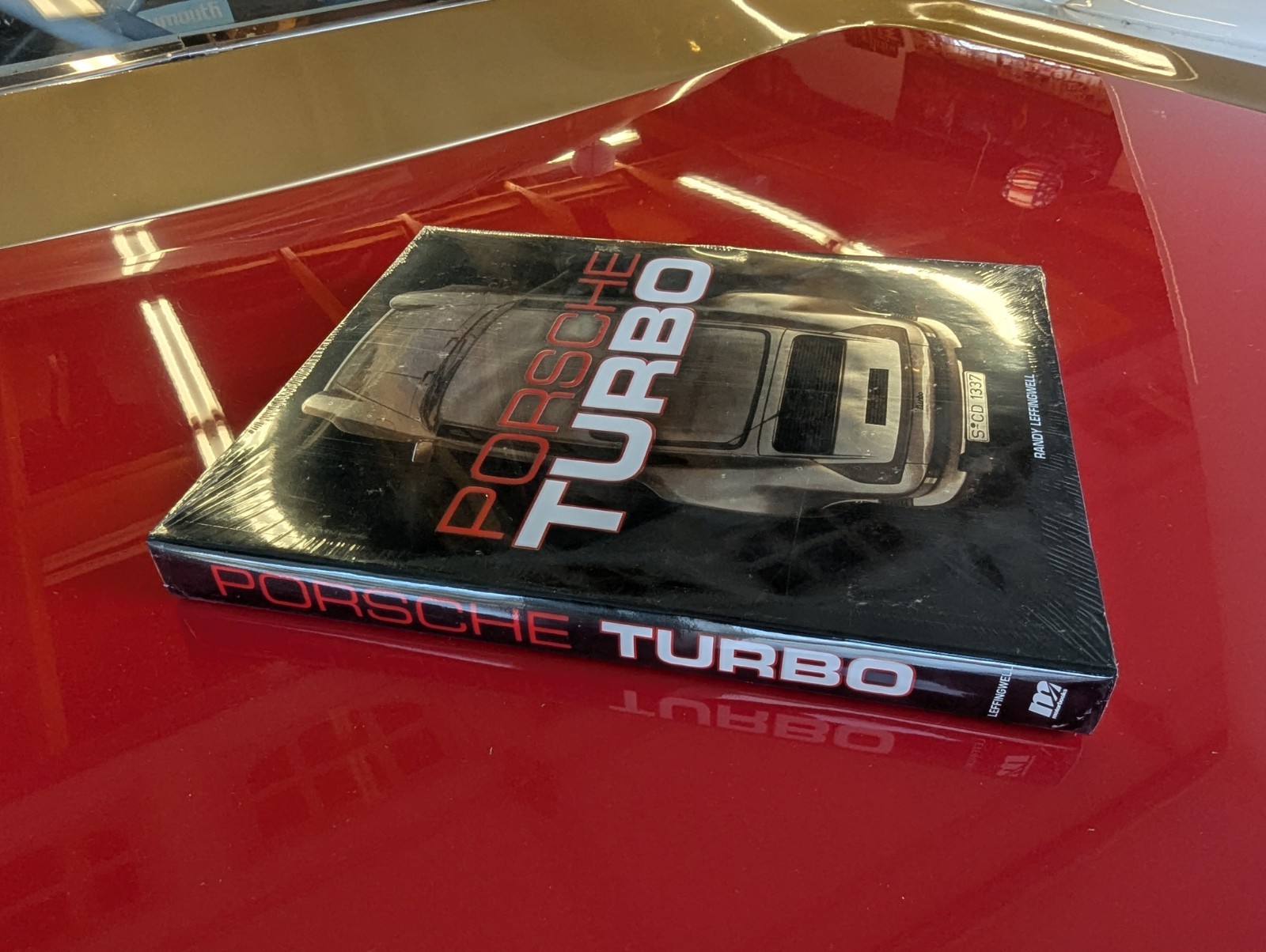 Porsche Turbo Book by Randy Leffingwell 930, 935, 924, 944, 968, 911 Ships Boxed