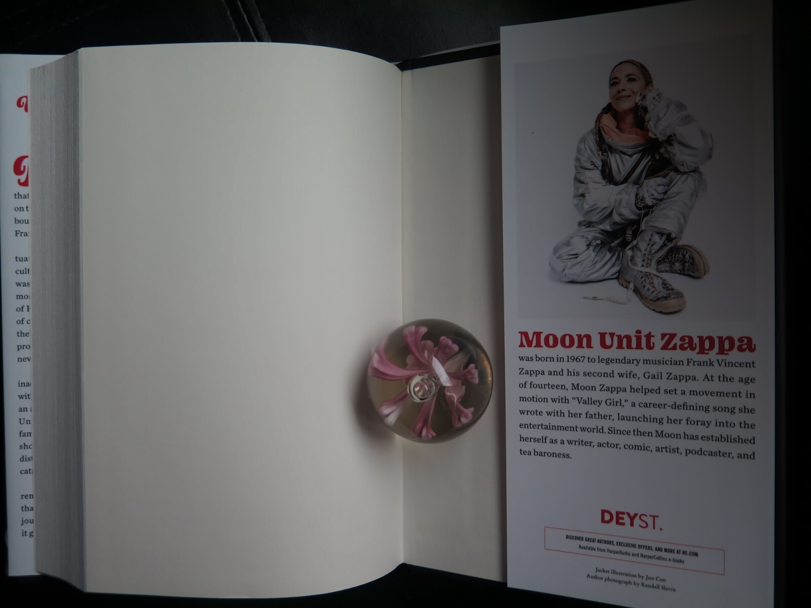 SIGNED by Moon Unit Zappa | Earth to Moon | 1st/1st | Frank Zappa | MINT