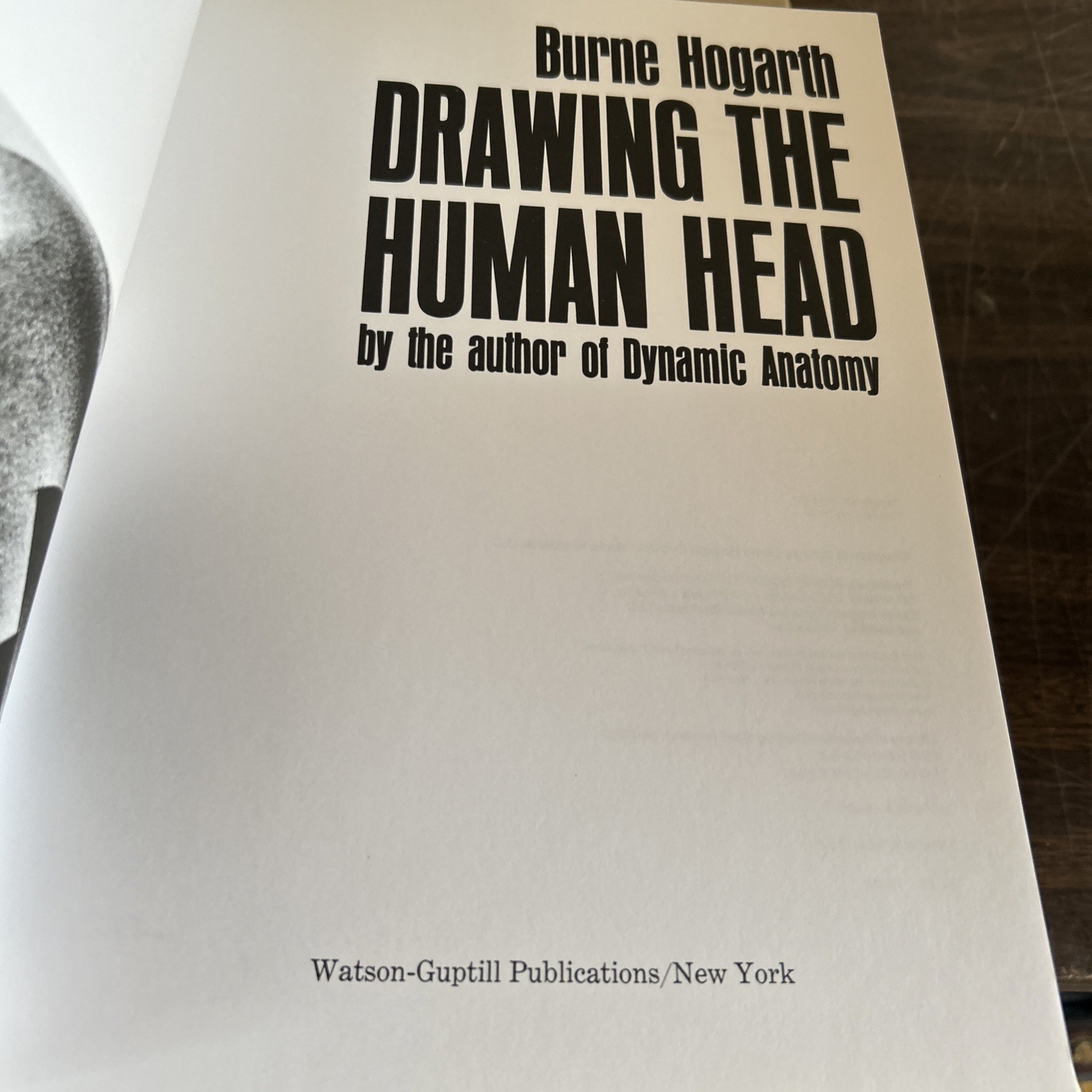 Drawing the Human Head – Paperback By Hogarth, Burne – VERY GOOD