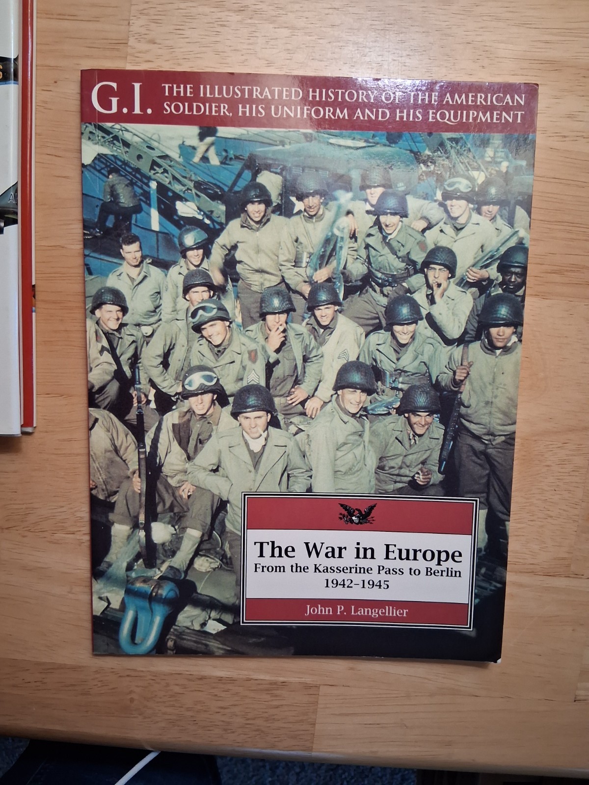 Military / history/ plane books Military aircraft markings & profiles & the War